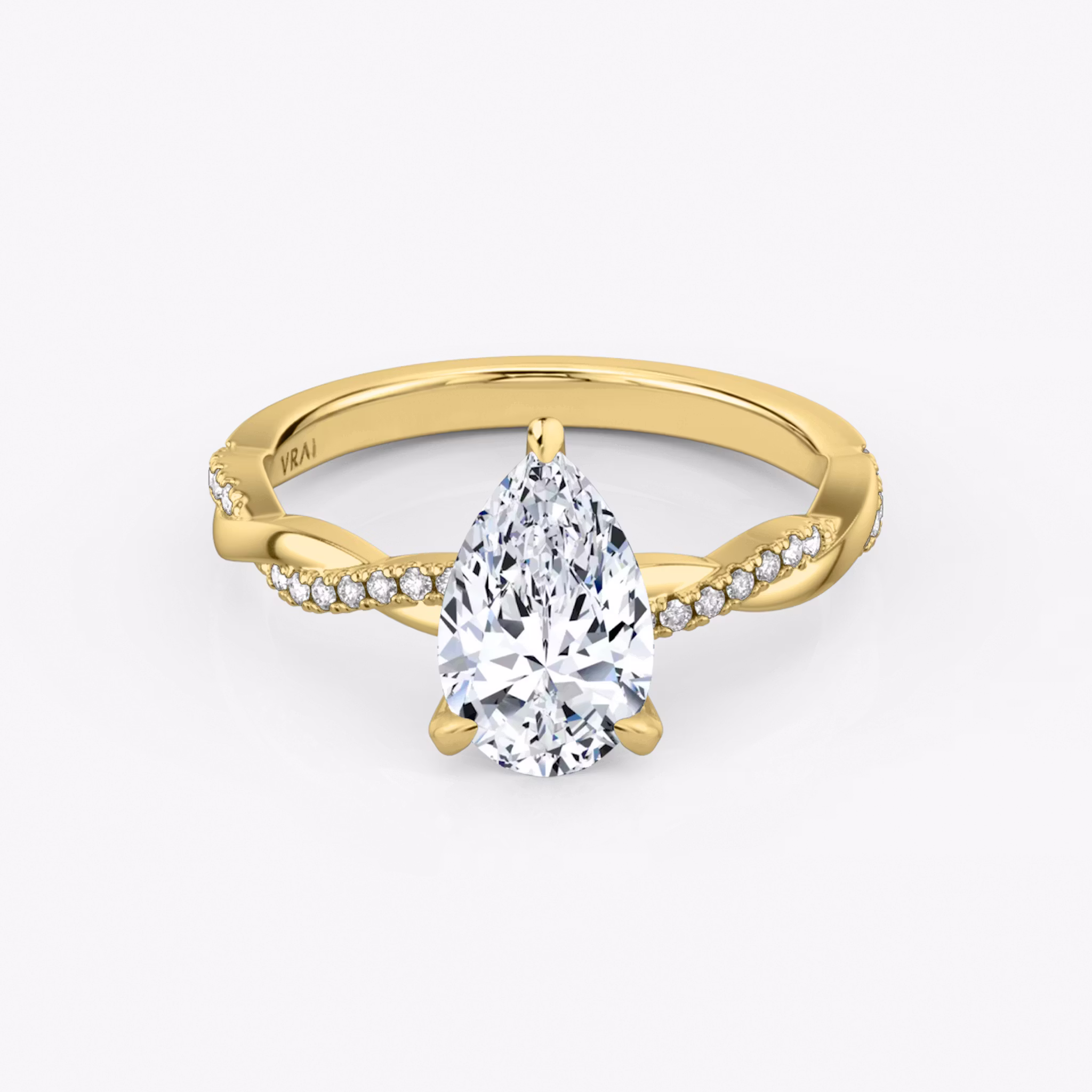 The Twisted Classic Pear | Yellow Gold