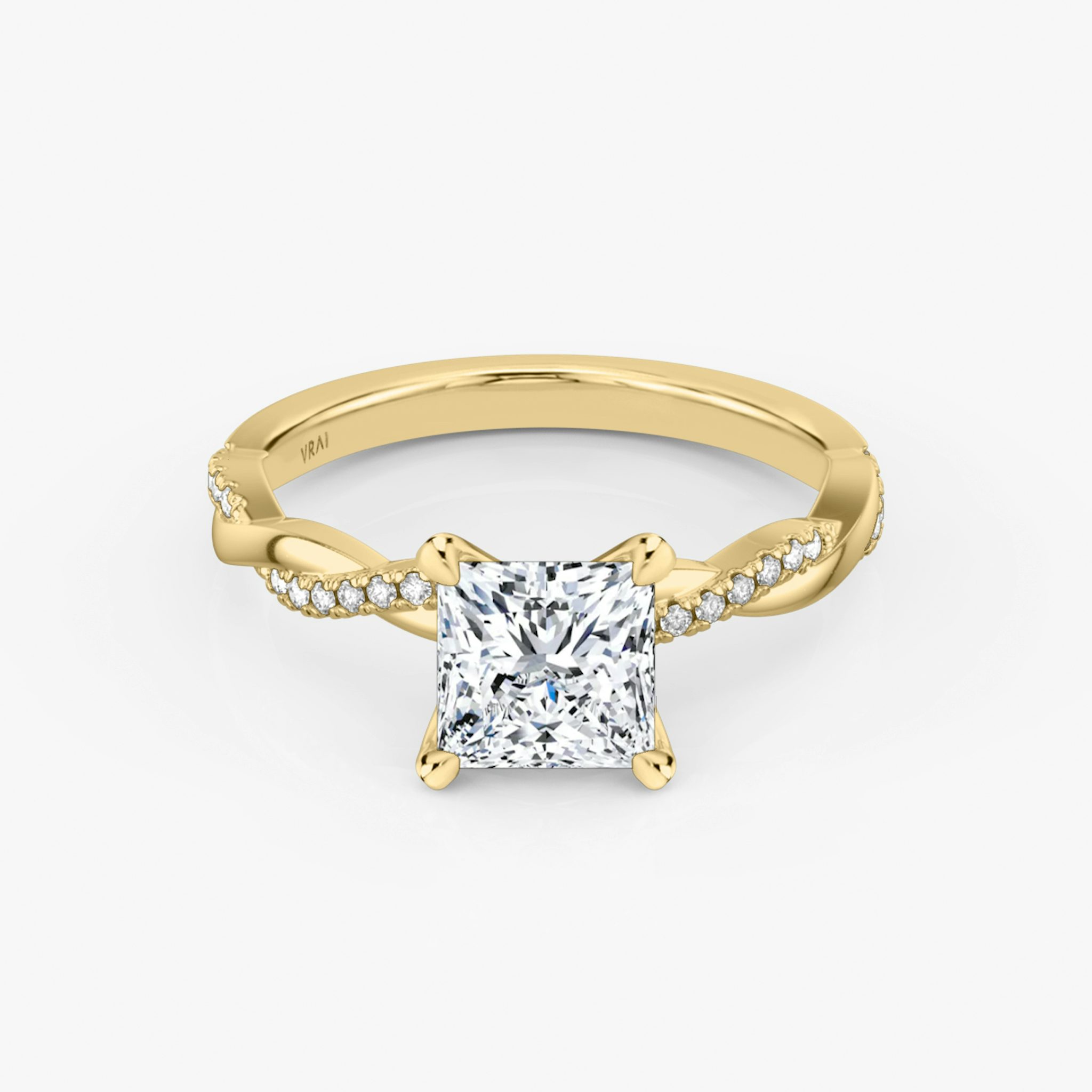 The Twisted Classic | Princess | 18k | Yellow Gold | bandAccent: Pavé | diamondOrientation: vertical | caratWeight: other