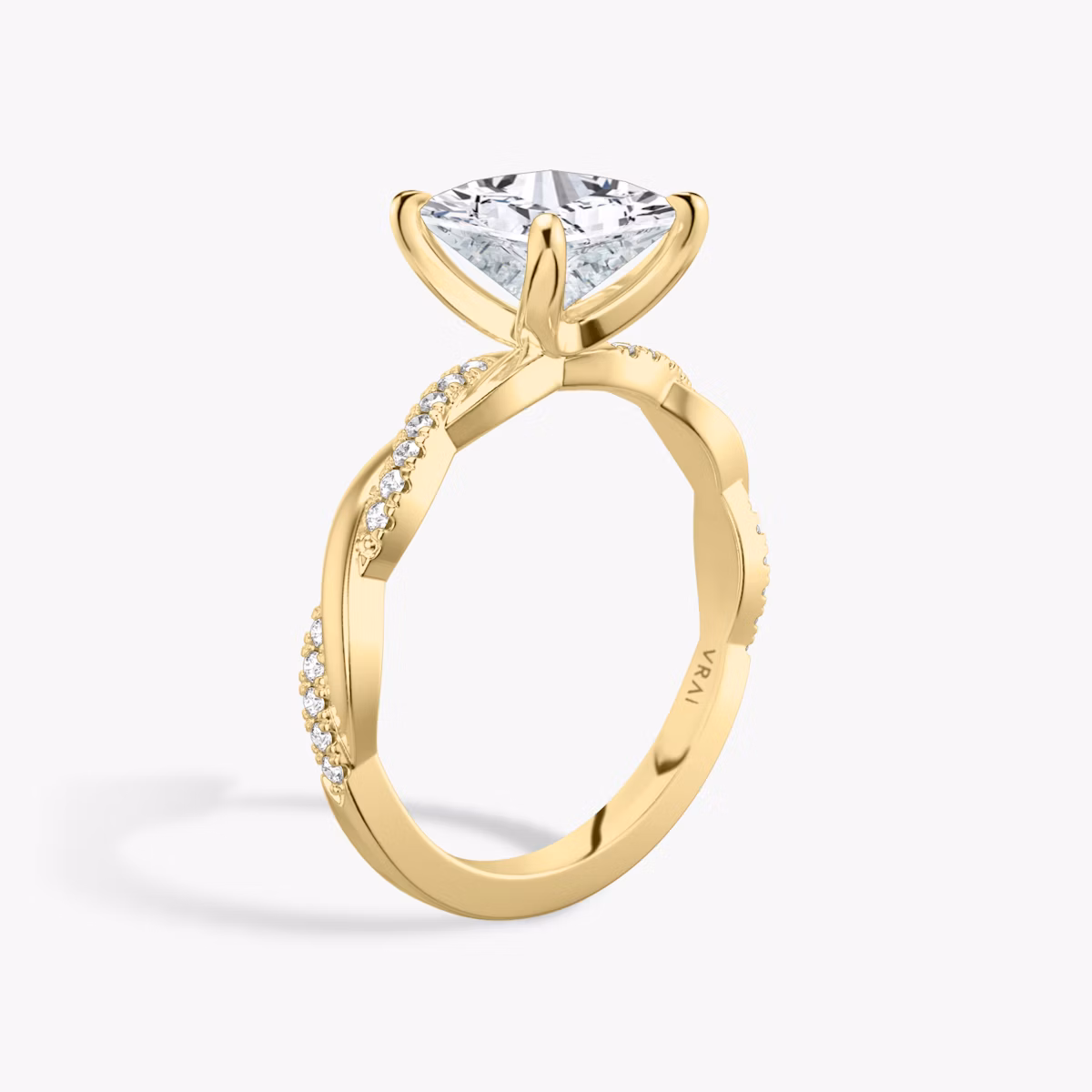 The Twisted Classic | Princess | 18k | Yellow Gold | bandAccent: Pavé | diamondOrientation: vertical | caratWeight: other