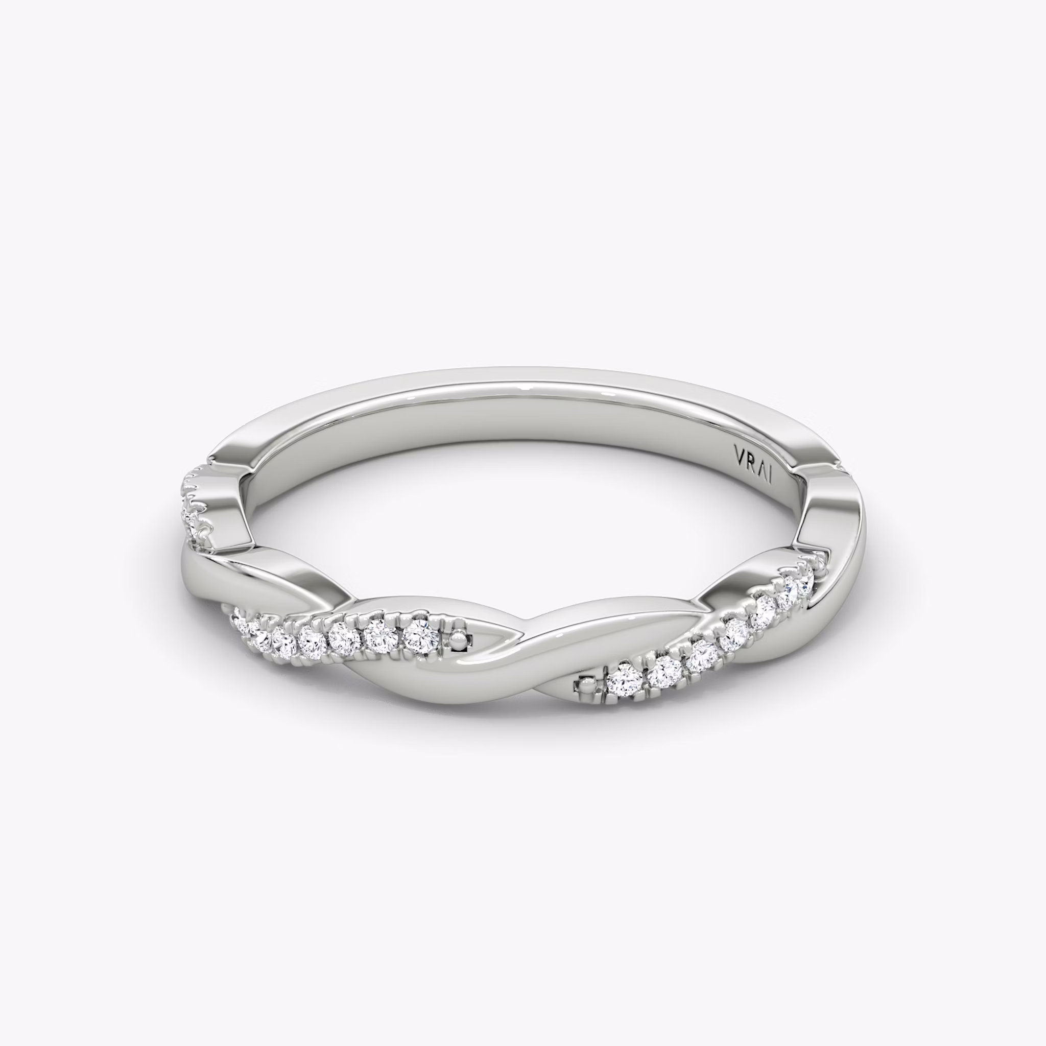The Twisted Band | Platinum | bandAccent: Pavé
