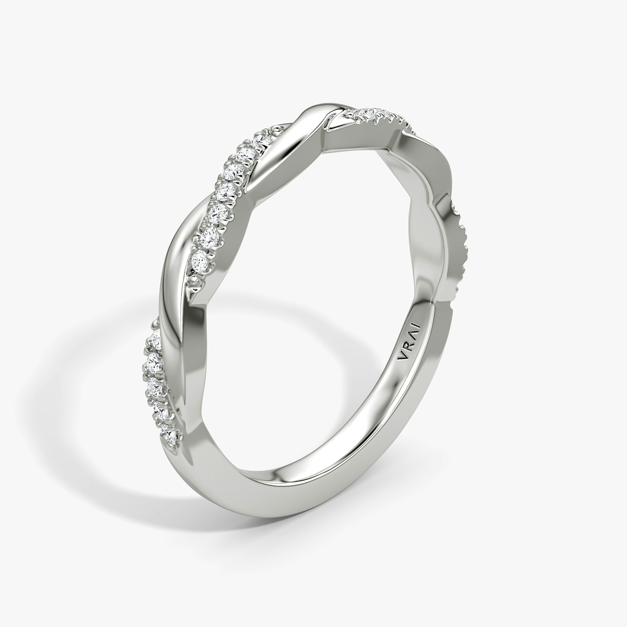The Twisted Band | Platinum | bandAccent: Pavé