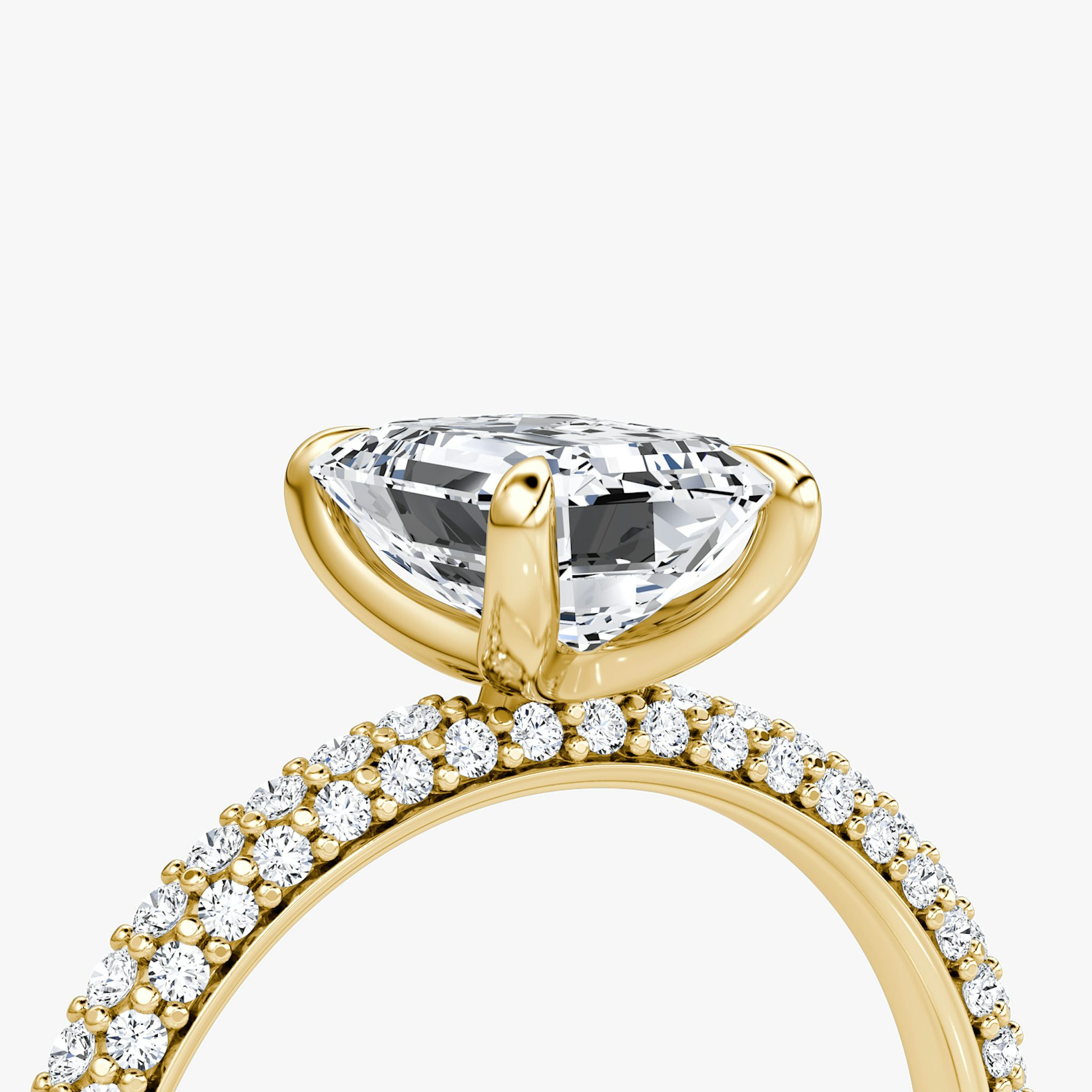 The Pavé Dome | Emerald | 18k | Yellow Gold | bandAccent: Pavé | diamondOrientation: vertical | caratWeight: other