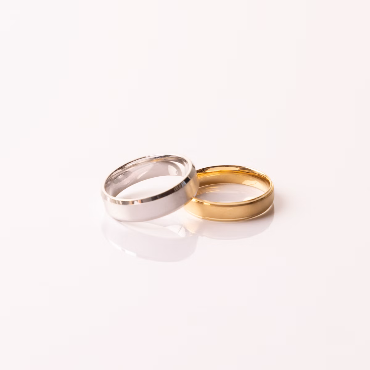 The Brushed Bevel Band | 18k | White Gold | bandWidth: 6mm