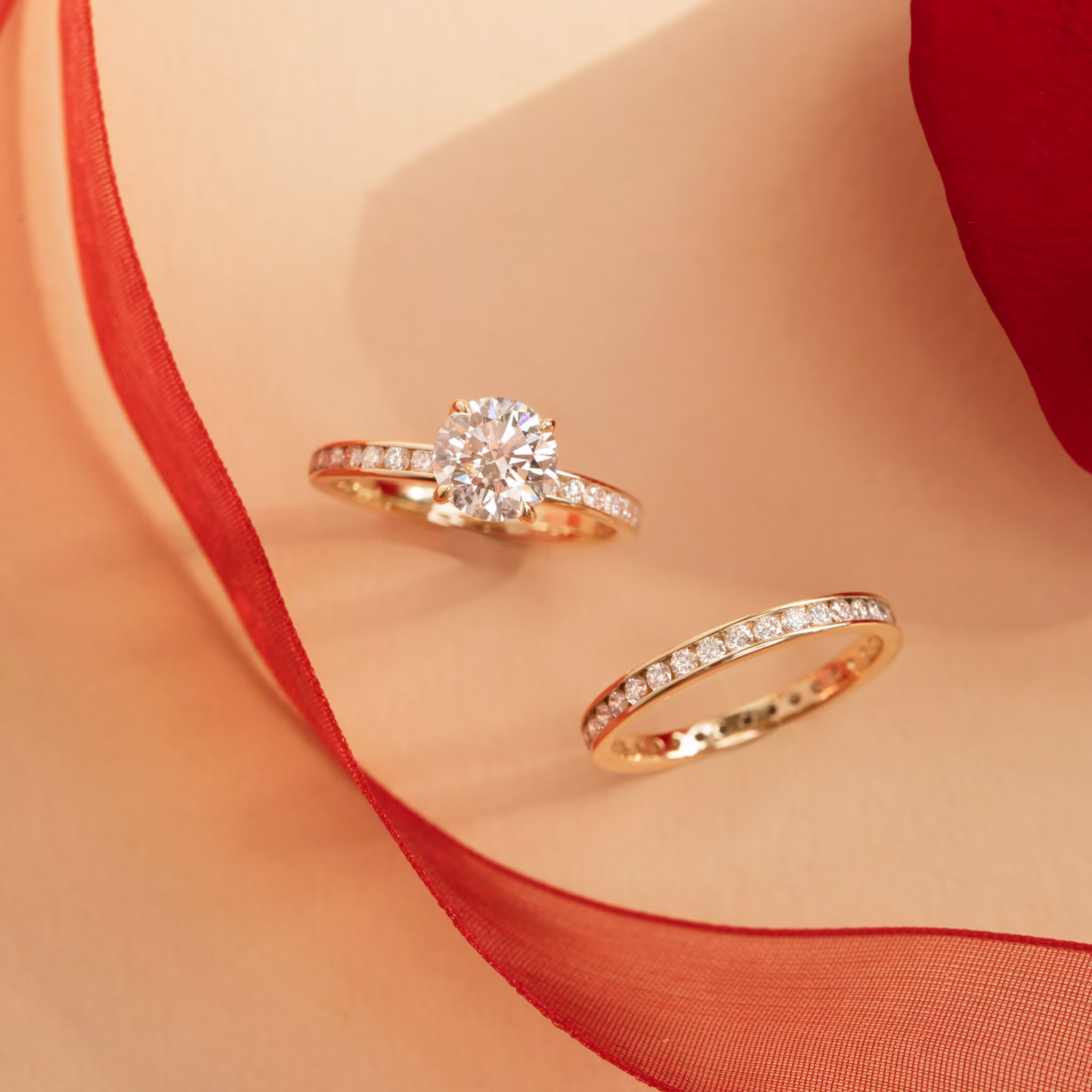 The Devotion Band | Round Brilliant | 14k | Rose Gold | bandStyle: half | bandVersion: original