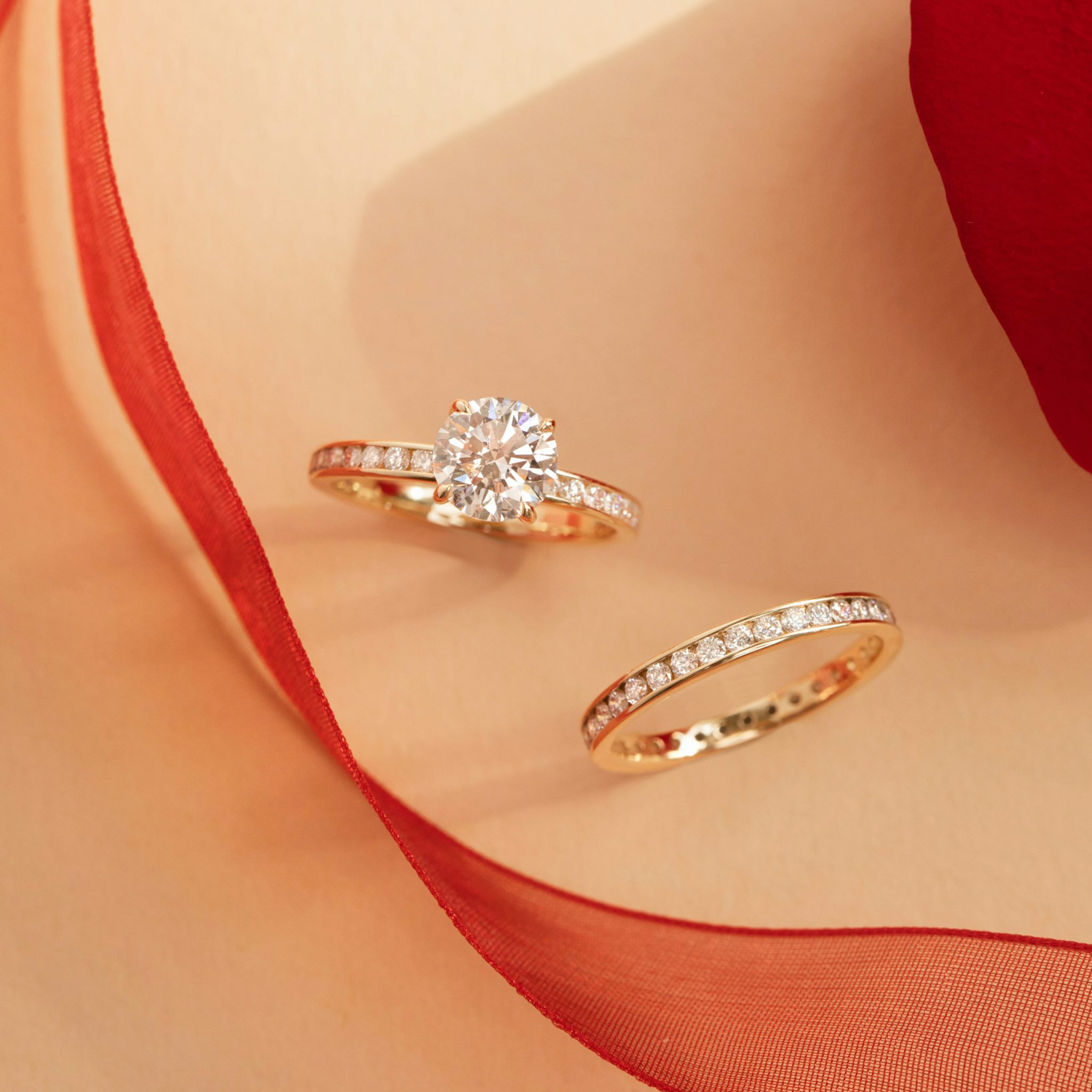 The Devotion Band | Round Brilliant | 14k | Rose Gold | bandStyle: half | bandVersion: original