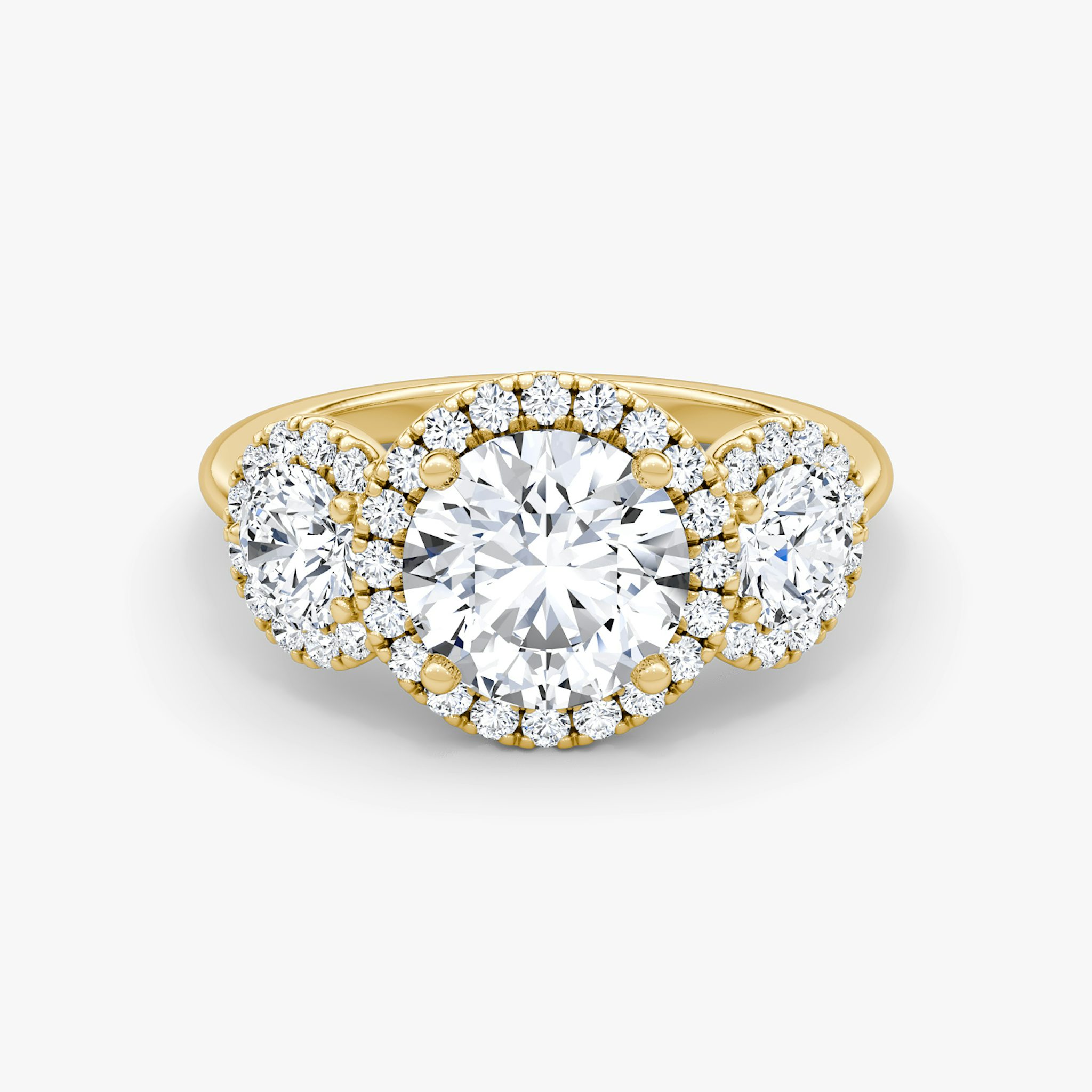 Anillo de compromiso Three Stone Halo | Brillante | 18k | Oro amarillo | bandAccent: Simple | caratWeight: other | sideStoneCarat: 0.25ct | diamondOrientation: vertical