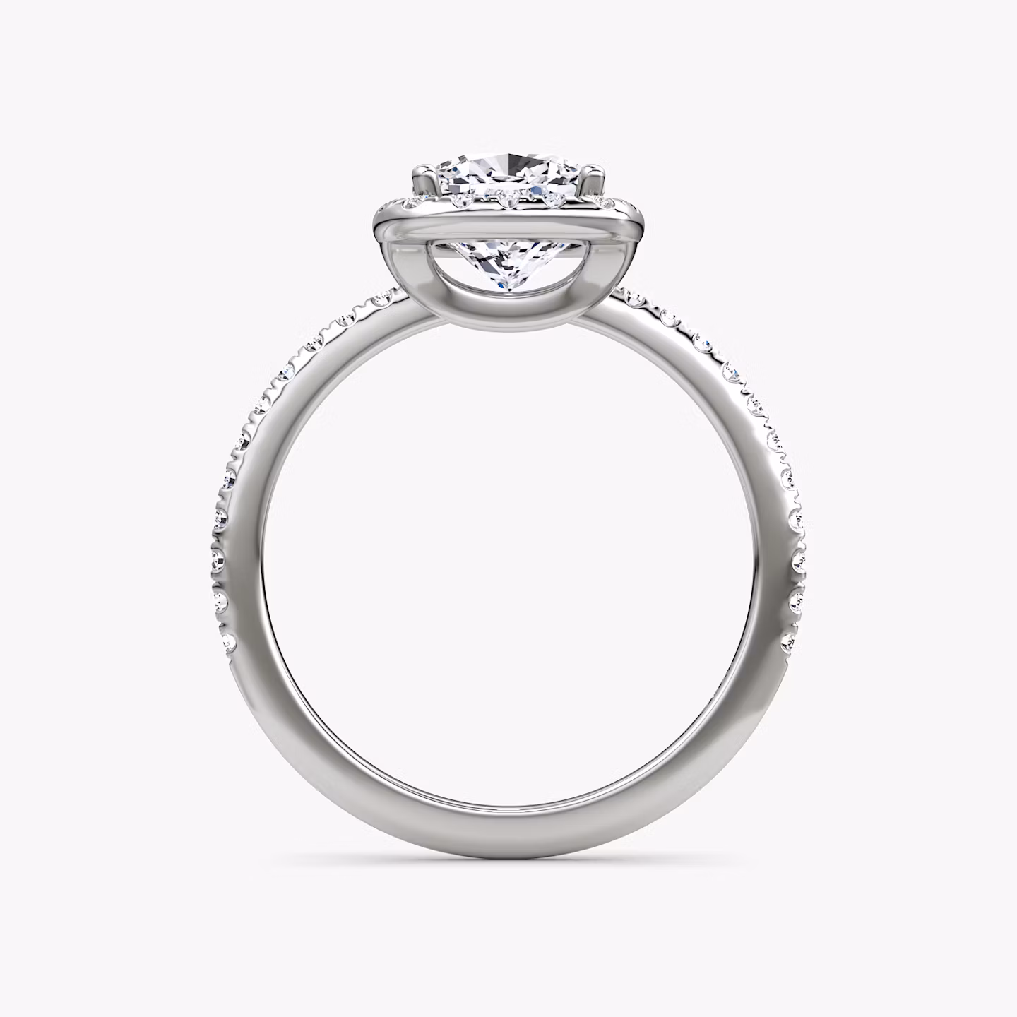Halo | Cushion | Platin | bandAccent: Mit Pavé-Besatz | haloSize: original | diamondOrientation: vertical | caratWeight: other