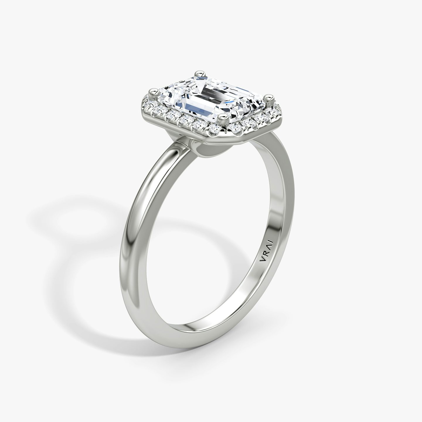 The Halo | Emerald | 18k | White Gold | bandAccent: Plain | haloSize: original | diamondOrientation: vertical | caratWeight: other