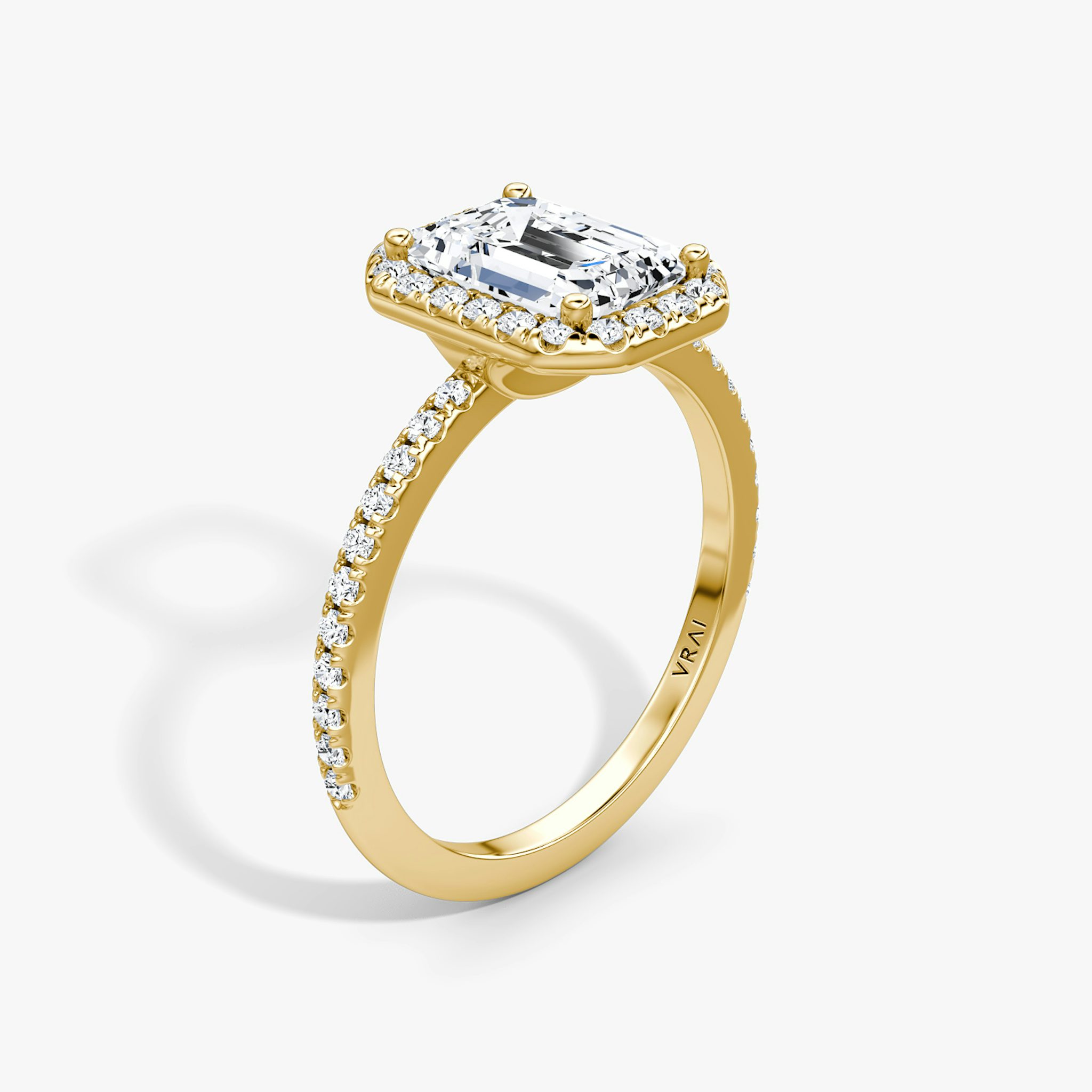 The Halo | Emerald | 18k | Yellow Gold | bandAccent: Pavé | haloSize: original | diamondOrientation: vertical | caratWeight: other