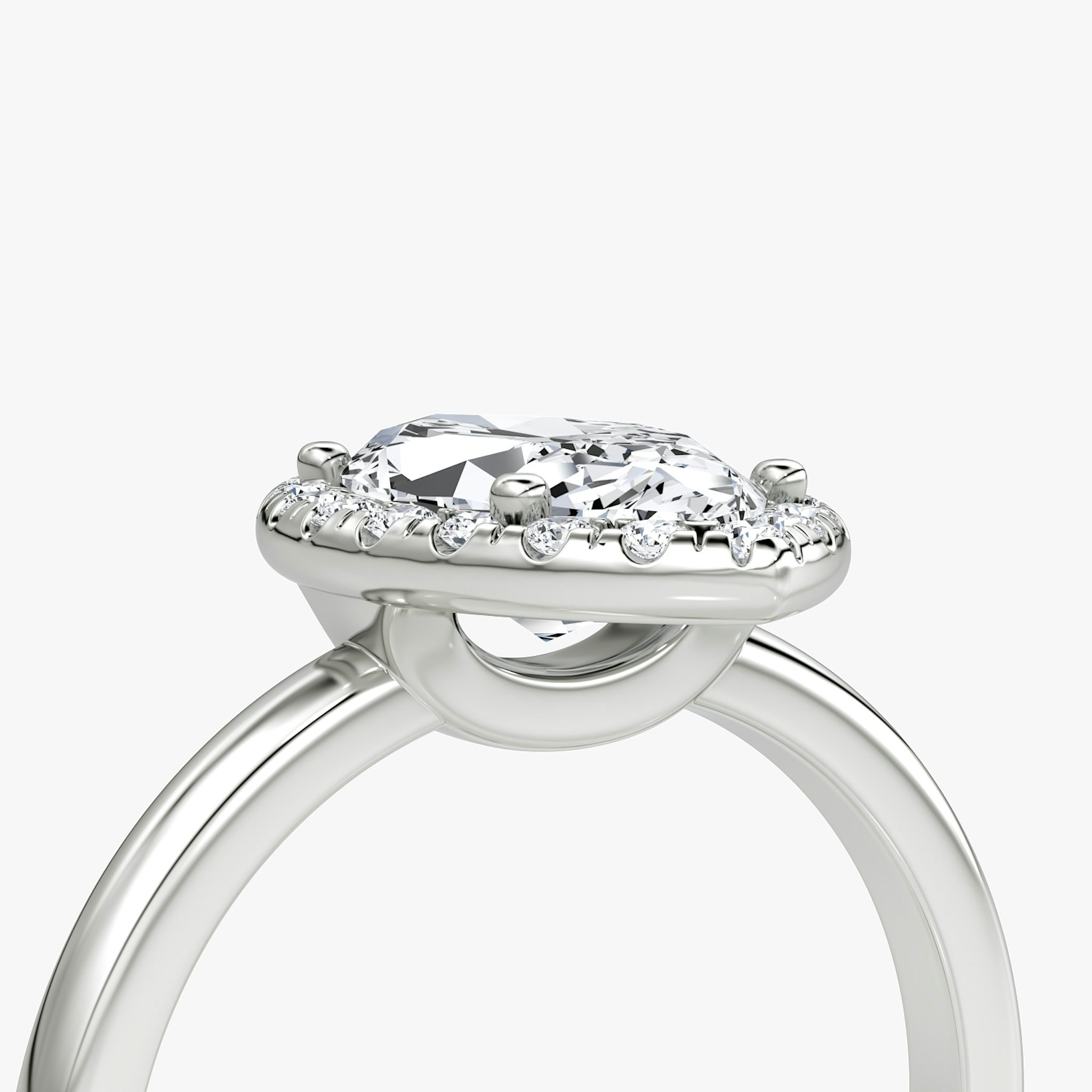 The Halo | Marquise | 18k | White Gold | bandAccent: Plain | haloSize: original | diamondOrientation: vertical | caratWeight: other