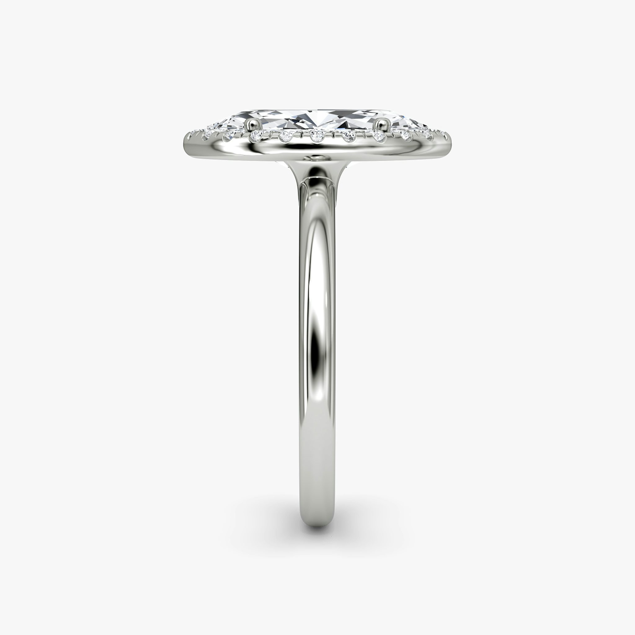 The Halo | Marquise | 18k | White Gold | bandAccent: Plain | haloSize: original | diamondOrientation: vertical | caratWeight: other
