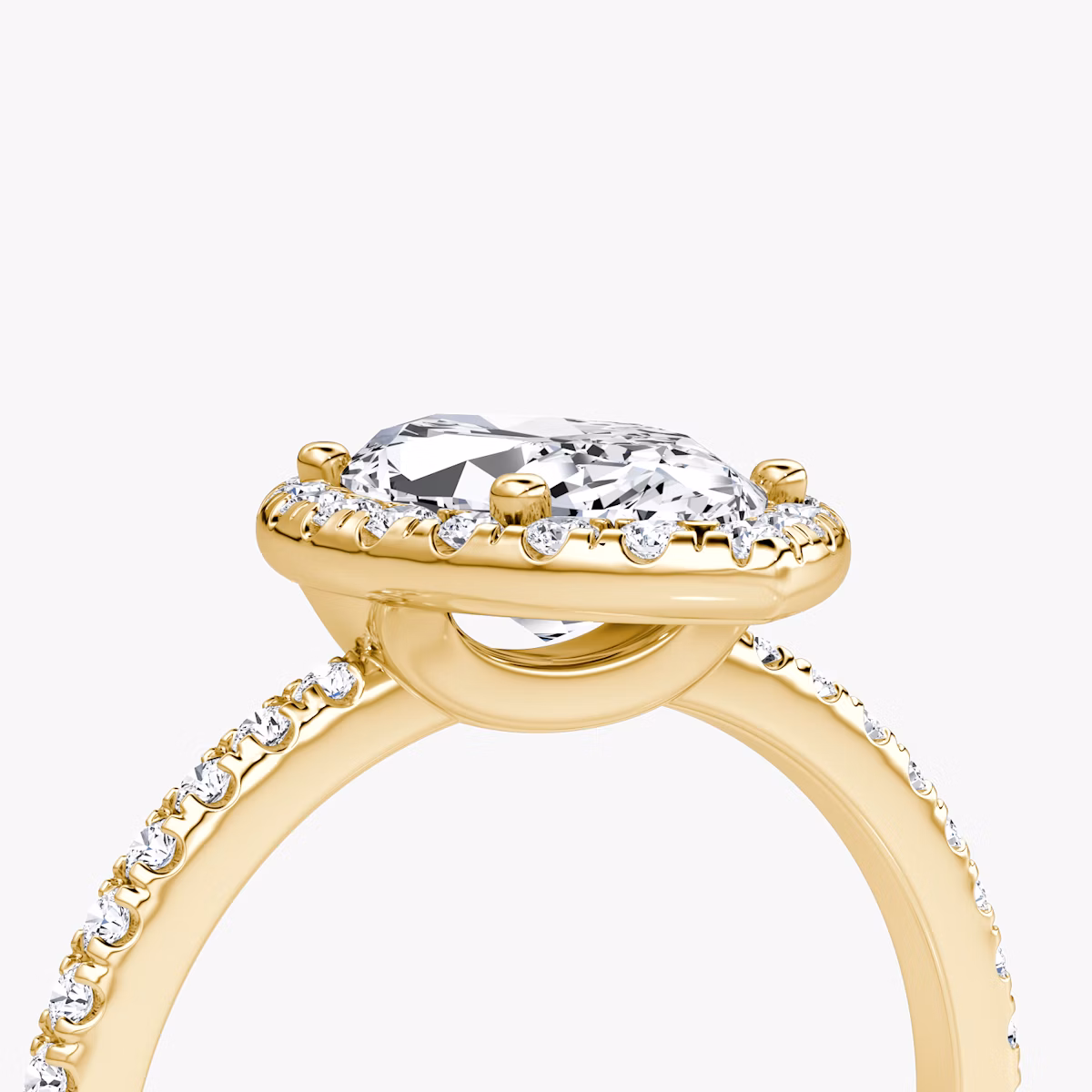 The Halo | Marquise | 18k | Yellow Gold | bandAccent: Pavé | haloSize: original | diamondOrientation: vertical | caratWeight: other