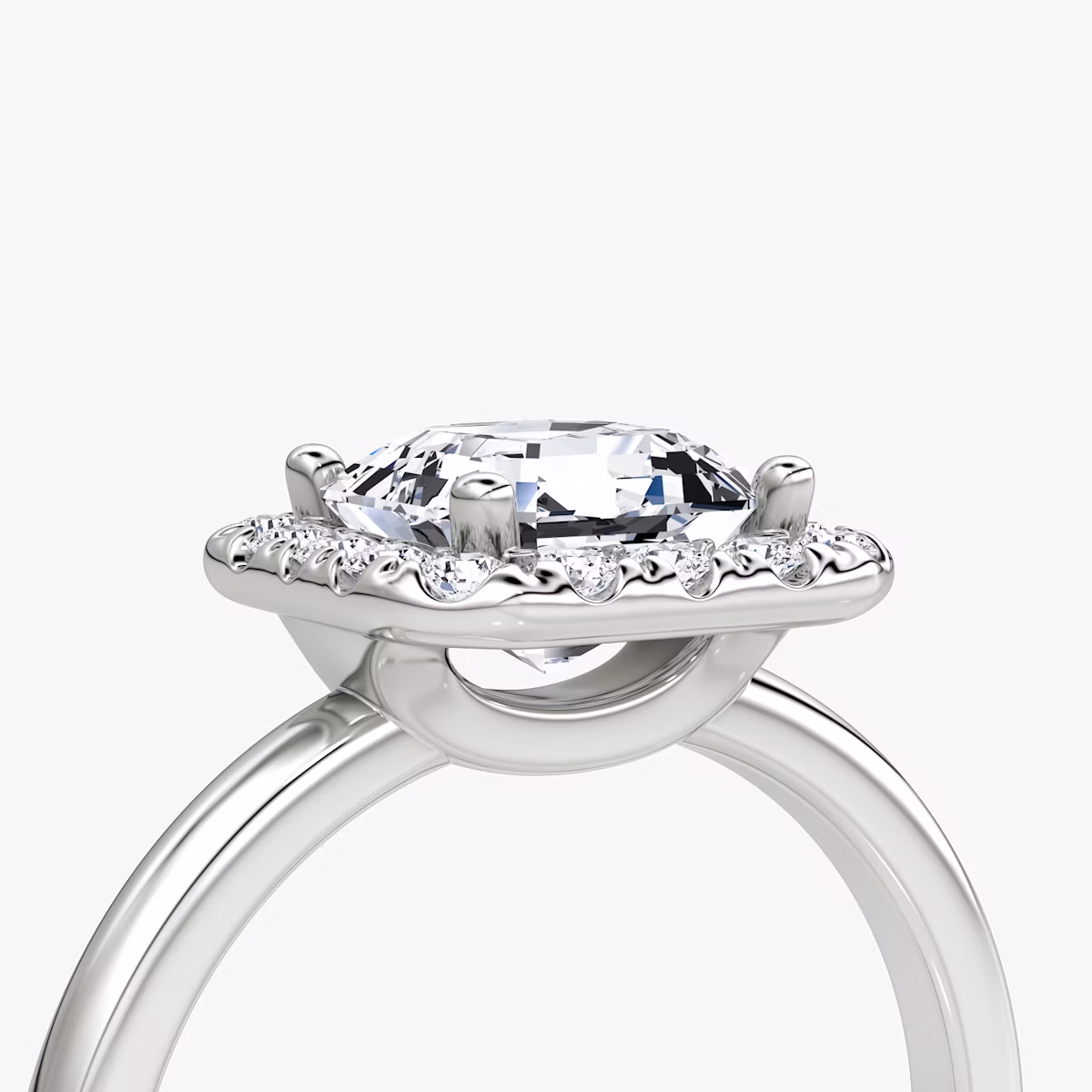 Anillo de compromiso Halo | Asscher | 18k | Oro blanco | bandAccent: Simple | haloSize: large | diamondOrientation: vertical | caratWeight: other