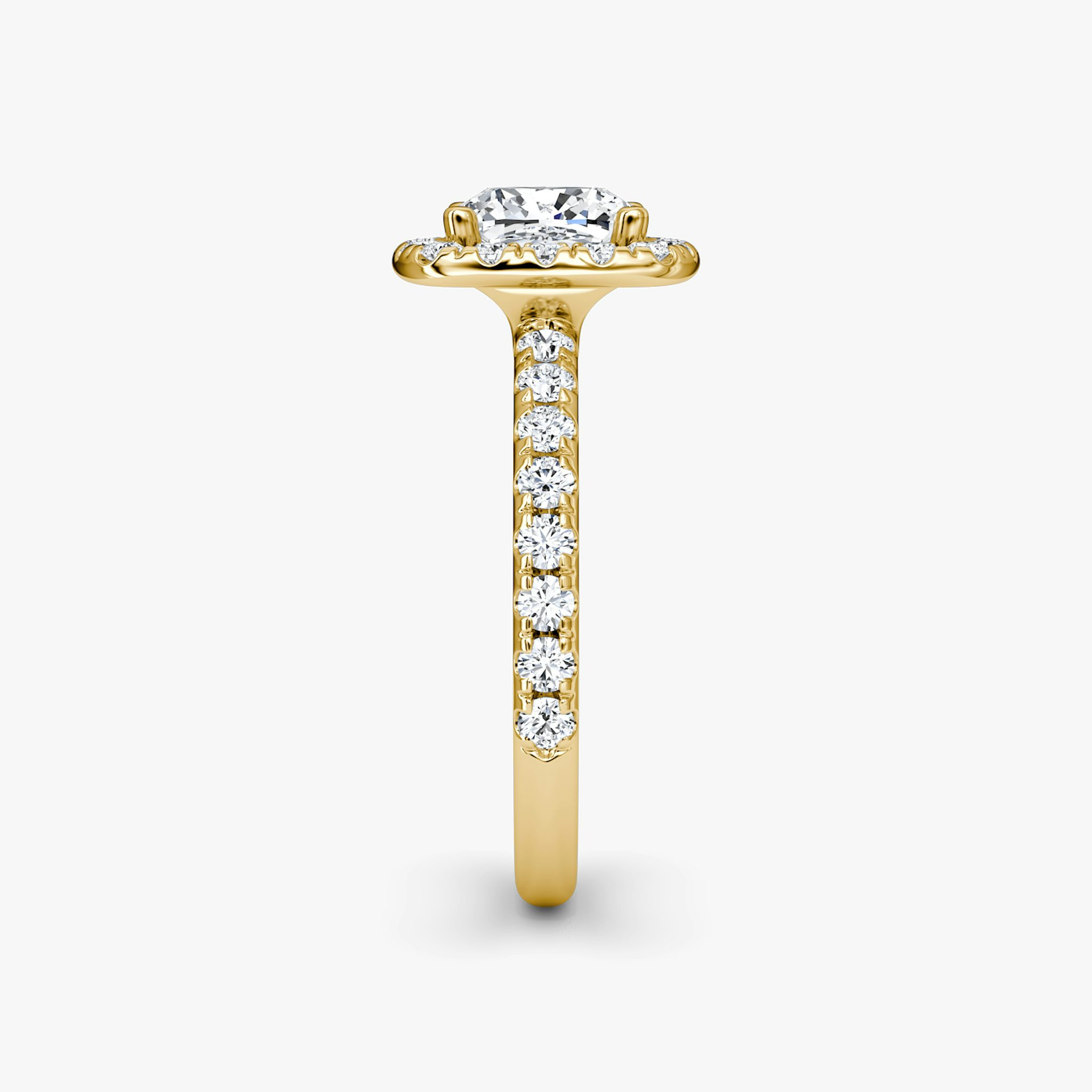 The Halo | Cushion | 18k | Yellow Gold | bandAccent: Pavé | haloSize: large | diamondOrientation: vertical | caratWeight: other