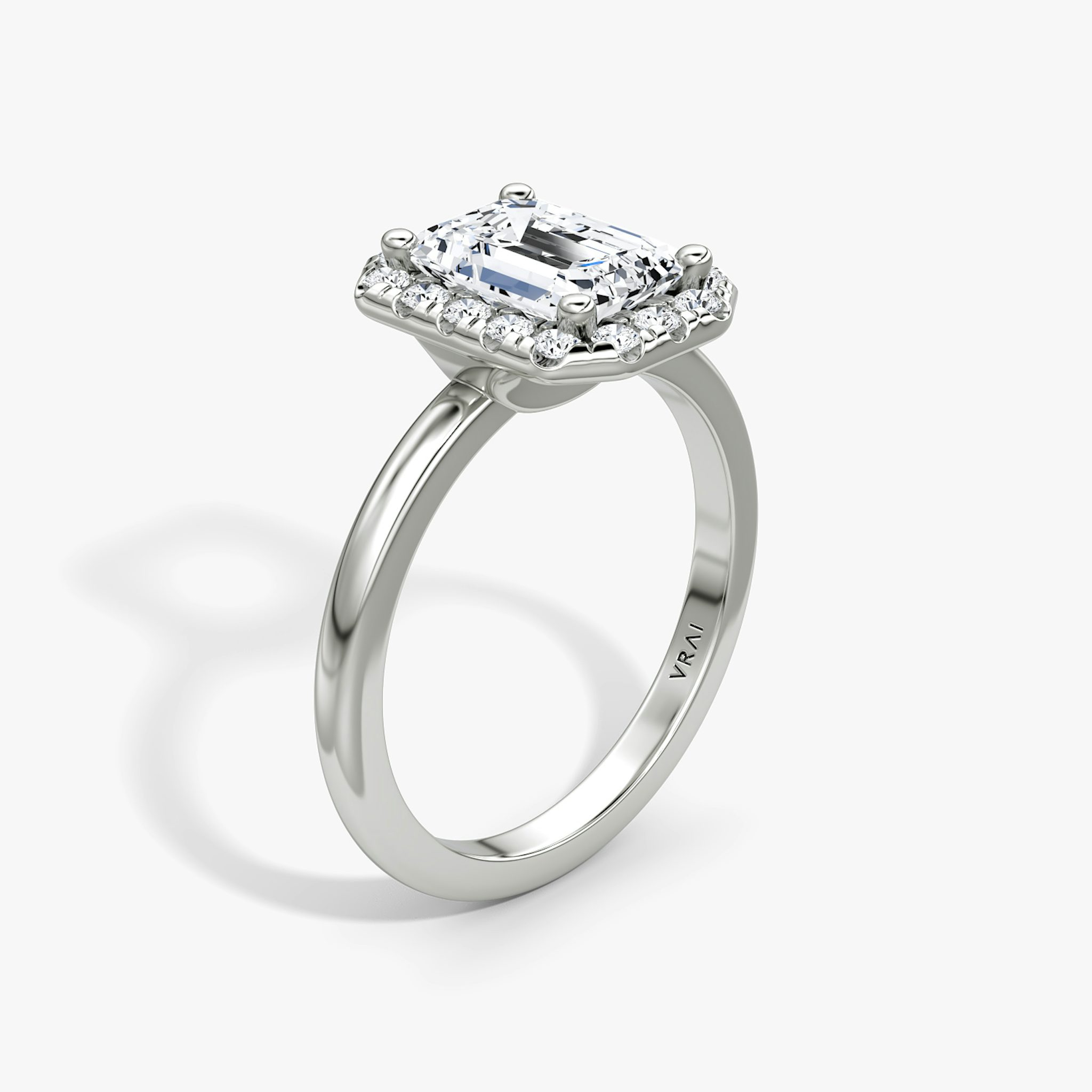 The Halo | Emerald | 18k | White Gold | bandAccent: Plain | haloSize: large | diamondOrientation: vertical | caratWeight: other