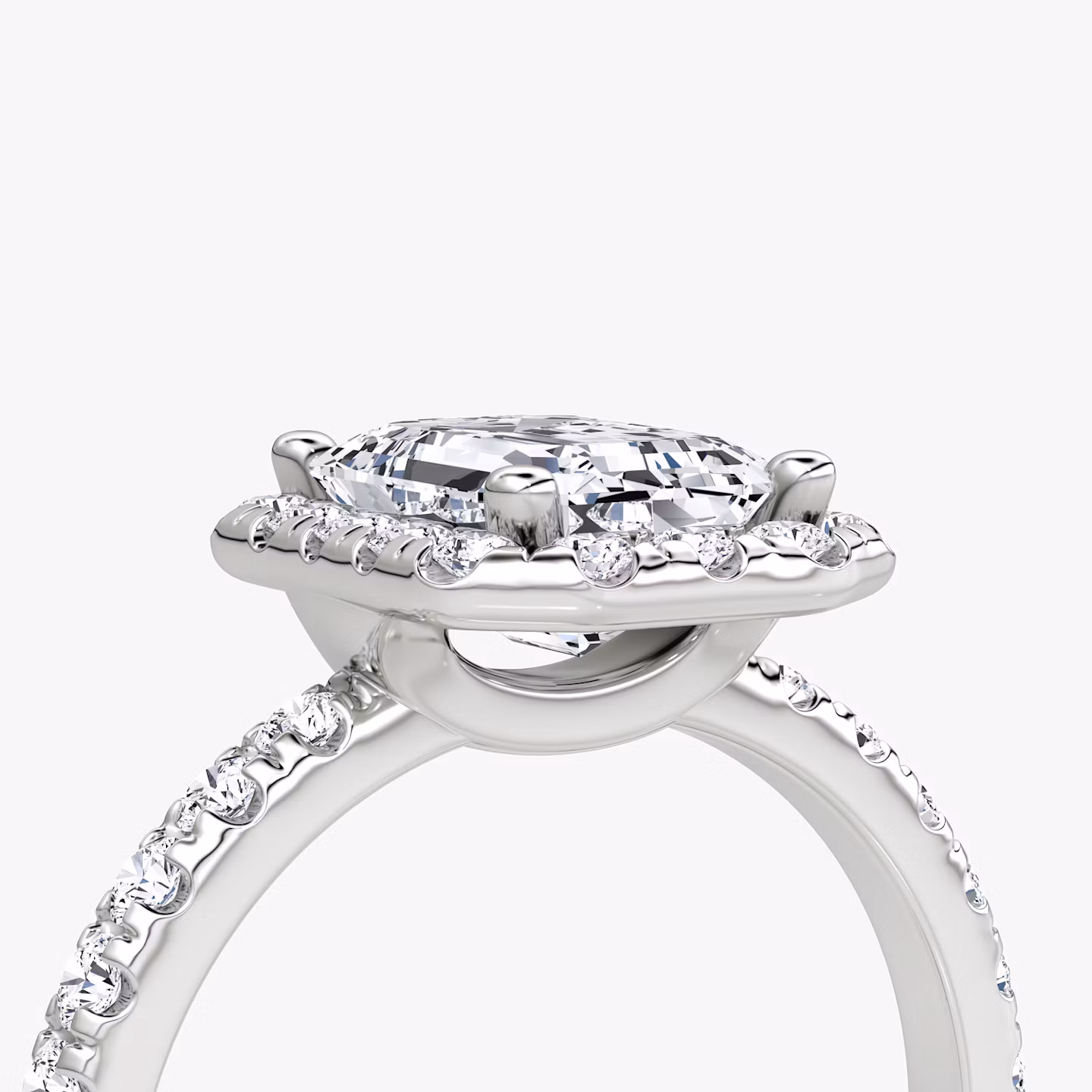 Halo | Emerald | 18k | Weißgold | bandAccent: Mit Pavé-Besatz | haloSize: large | diamondOrientation: vertical | caratWeight: other