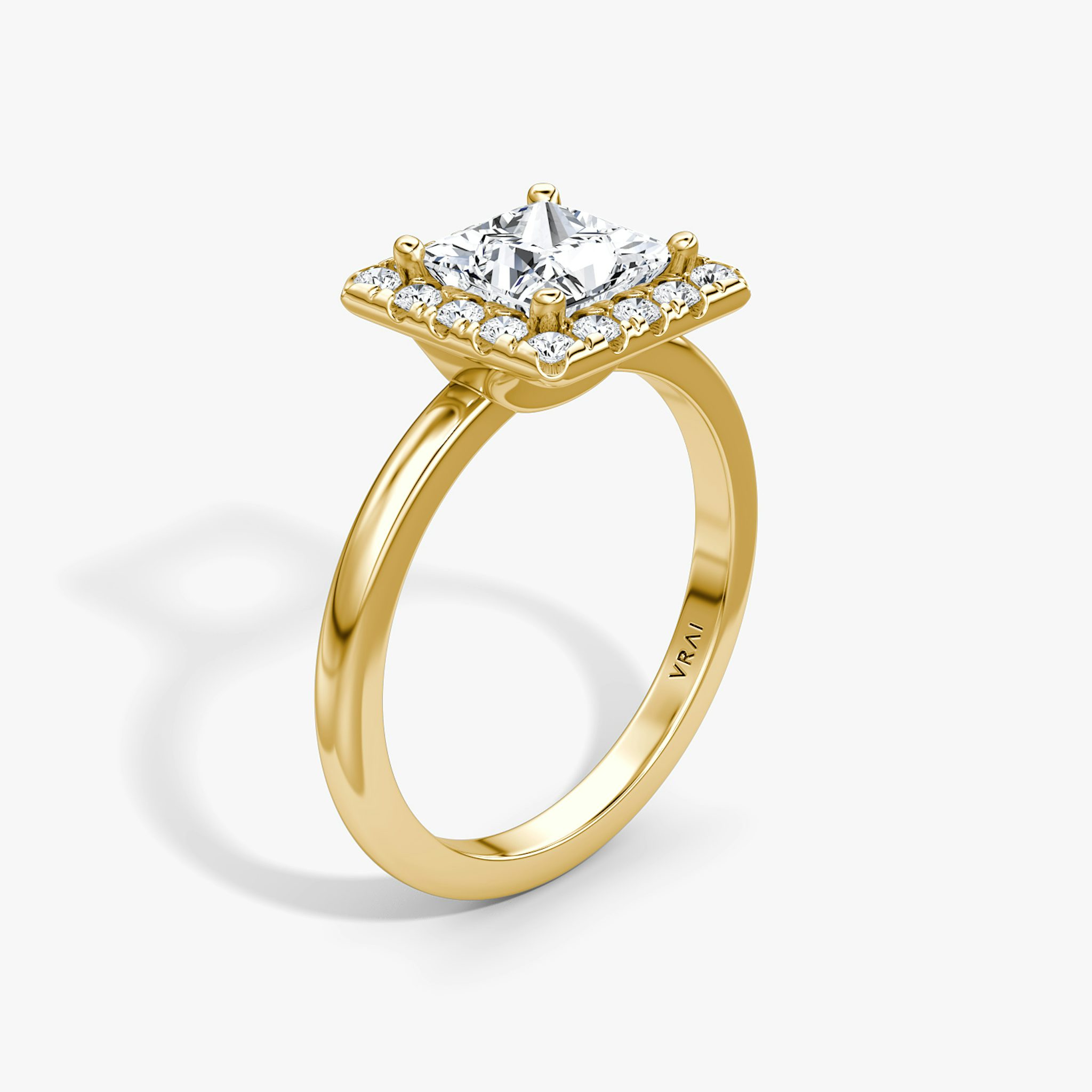The Halo | Princess | 18k | Yellow Gold | bandAccent: Plain | haloSize: large | diamondOrientation: vertical | caratWeight: other