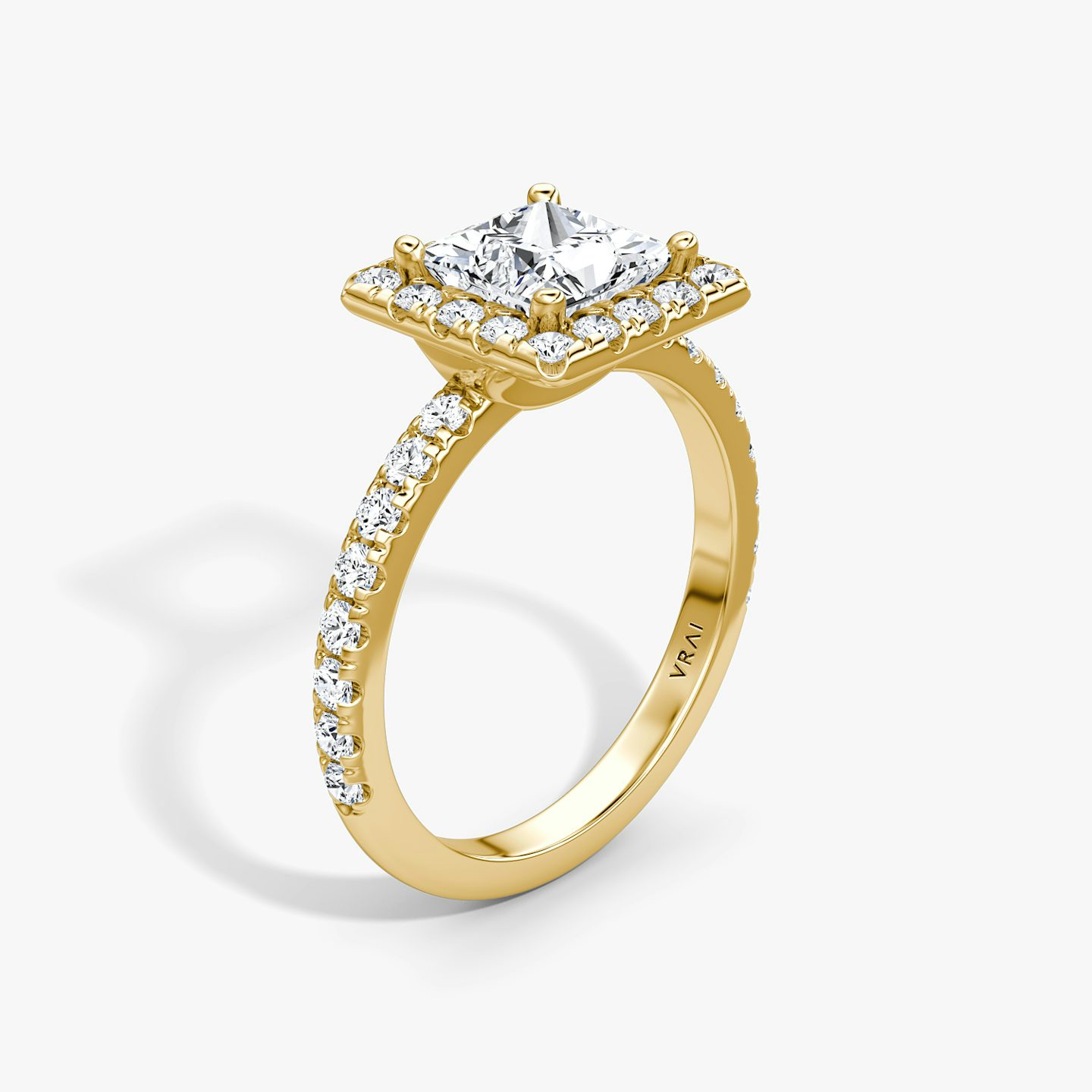 The Halo | Princess | 18k | Yellow Gold | bandAccent: Pavé | haloSize: large | diamondOrientation: vertical | caratWeight: other