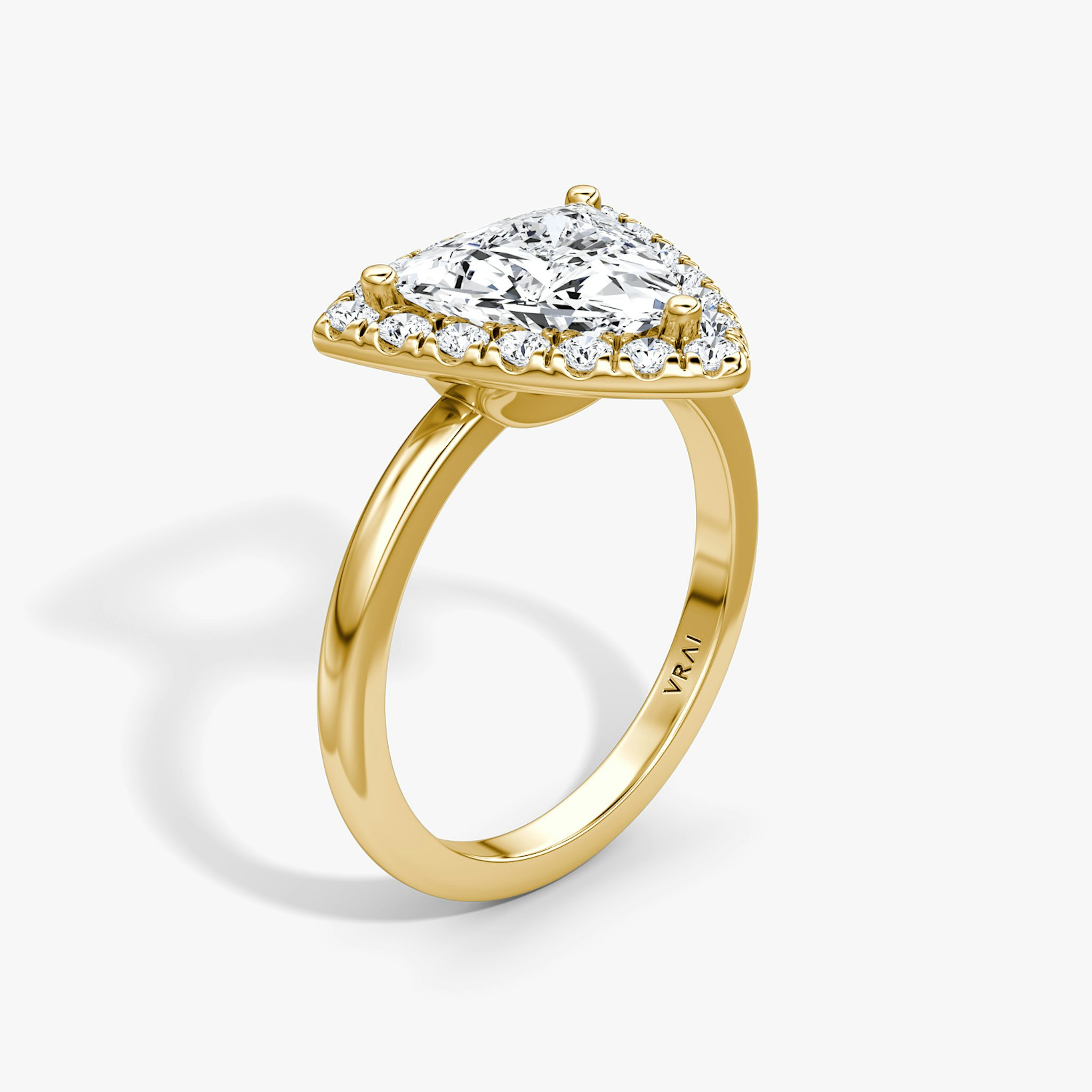 The Halo | Trillion | 18k | Yellow Gold | bandAccent: Plain | haloSize: large | diamondOrientation: vertical | caratWeight: other