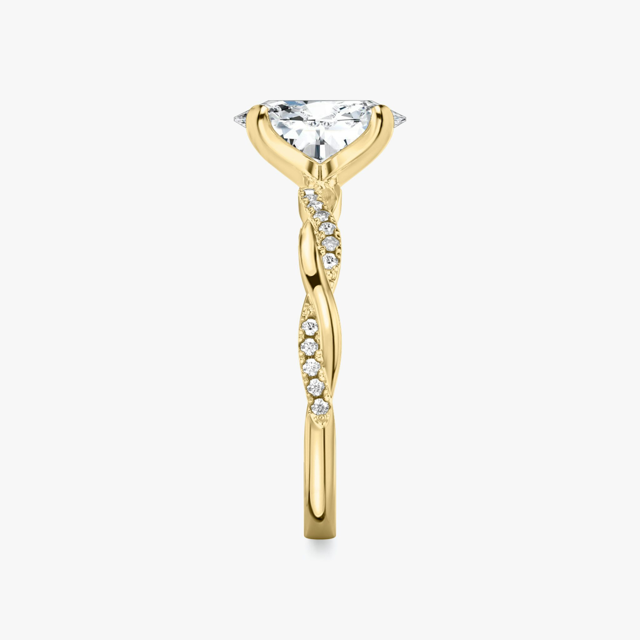 The Twisted Classic | Oval | 18k | Yellow Gold | bandAccent: Pavé | diamondOrientation: vertical | caratWeight: other
