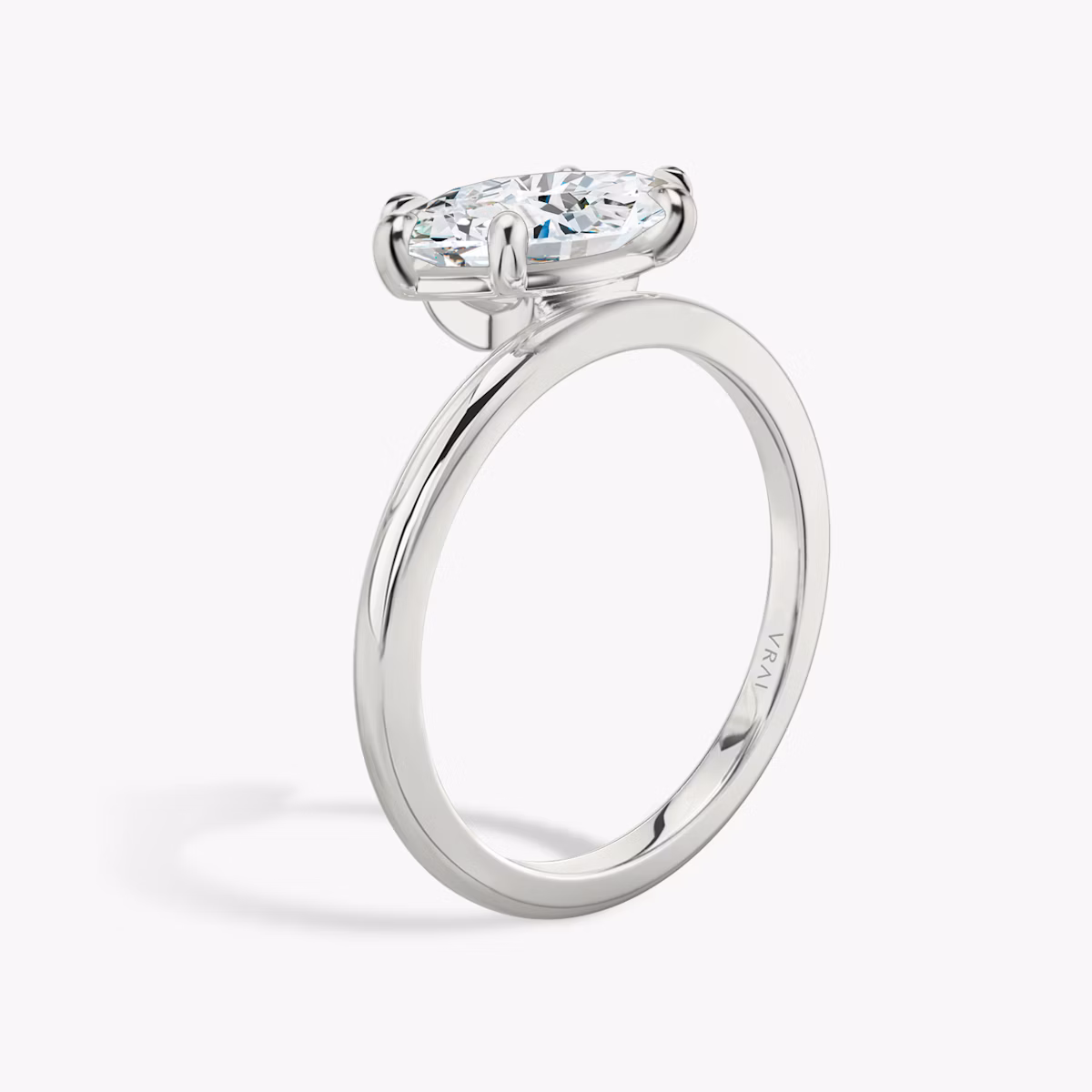 The Hover | Marquise | 18k | White Gold | bandAccent: Plain | diamondOrientation: vertical | caratWeight: other