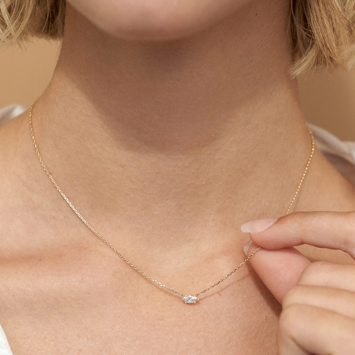 VRAI Solitaire Necklace | Marquise | 14k | White Gold | caratWeight: 0.25ct
