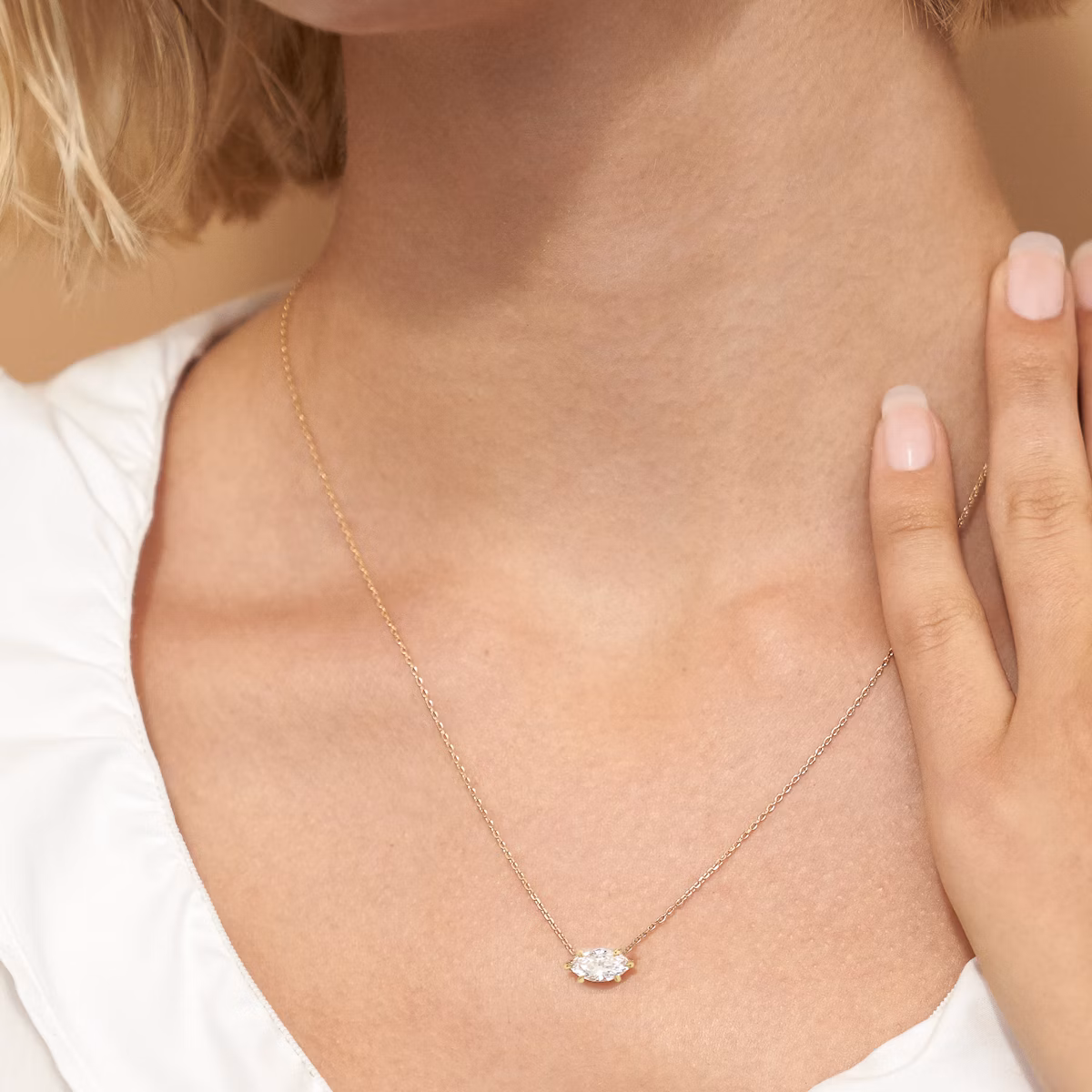 VRAI Solitaire Necklace | Marquise | 14k | Yellow Gold | caratWeight: 1.0ct