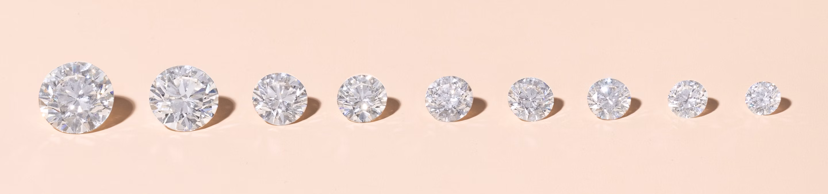 Round Brilliant VRAI created diamonds in different carat weights