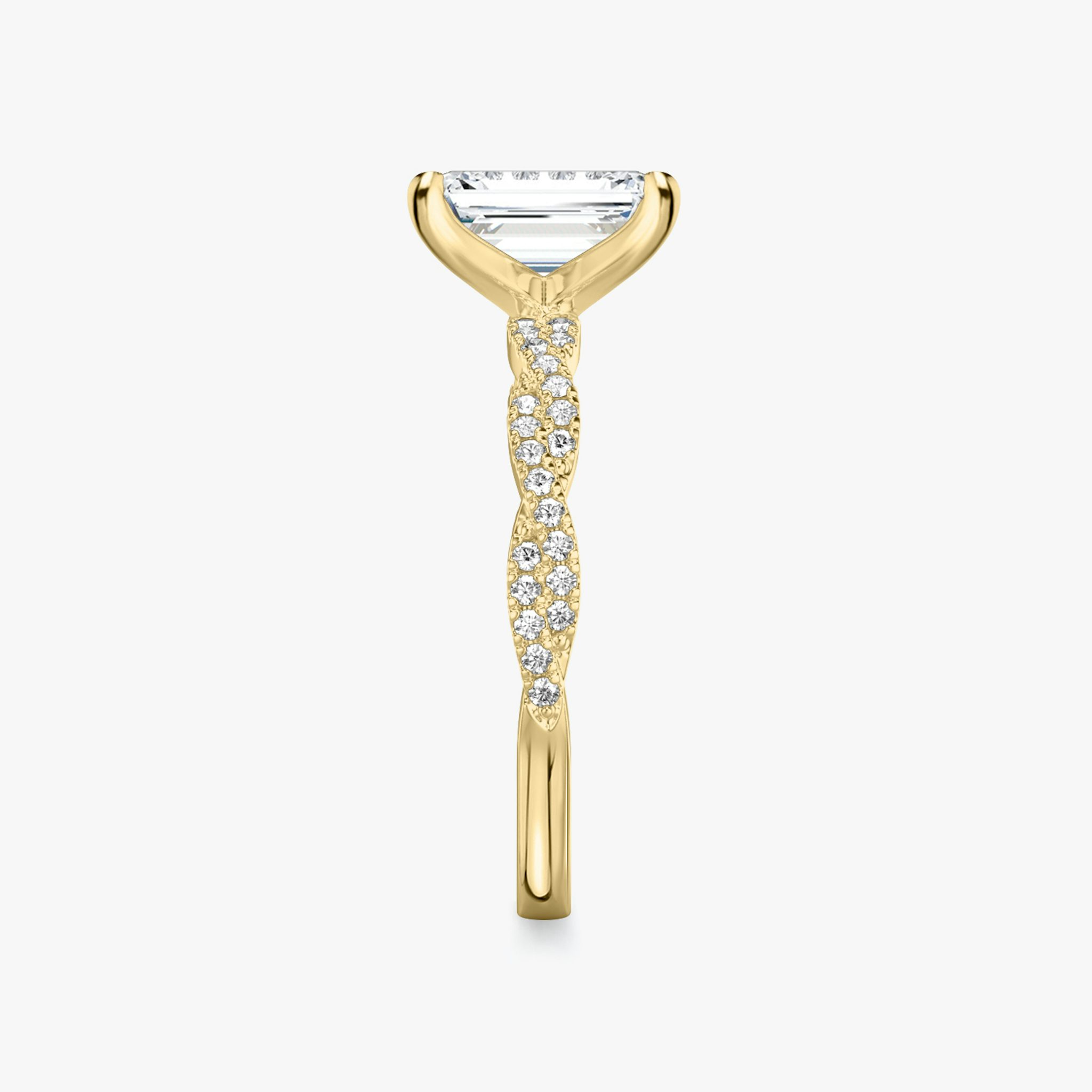 The Twisted Classic | Emerald | 18k | Yellow Gold | bandAccent: Double pavé | diamondOrientation: vertical | caratWeight: other