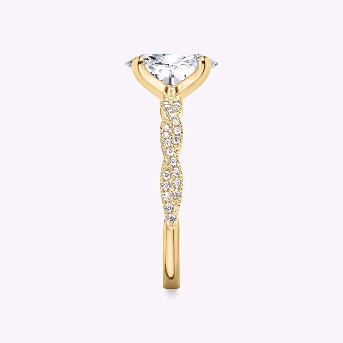 The Twisted Classic | Oval | 18k | Yellow Gold | bandAccent: Double pavé | diamondOrientation: vertical | caratWeight: other