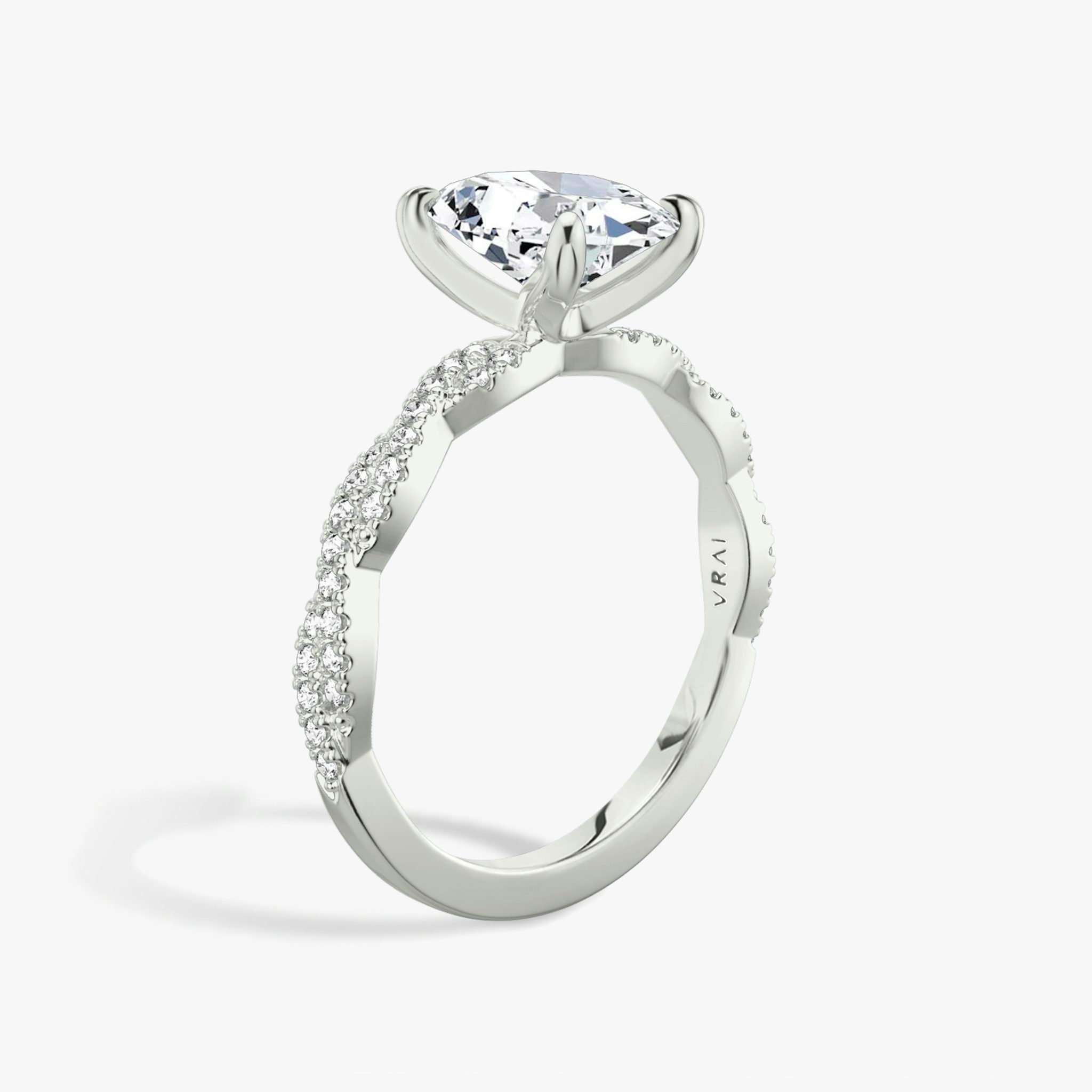 The Twisted Classic | Oval | 18k | White Gold | bandAccent: Double pavé | diamondOrientation: vertical | caratWeight: other