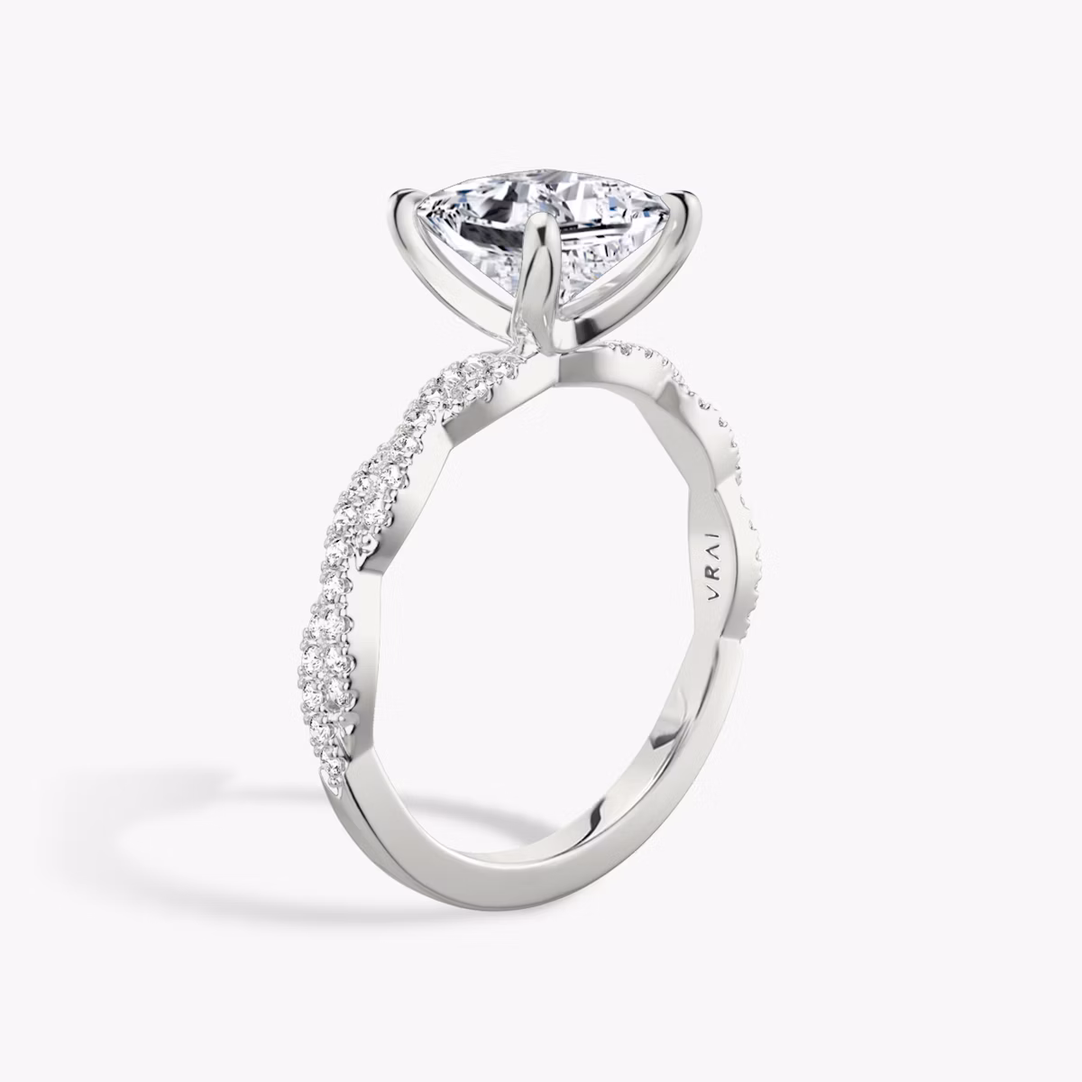 The Twisted Classic | Princess | Platinum | bandAccent: Double pavé | diamondOrientation: vertical | caratWeight: other
