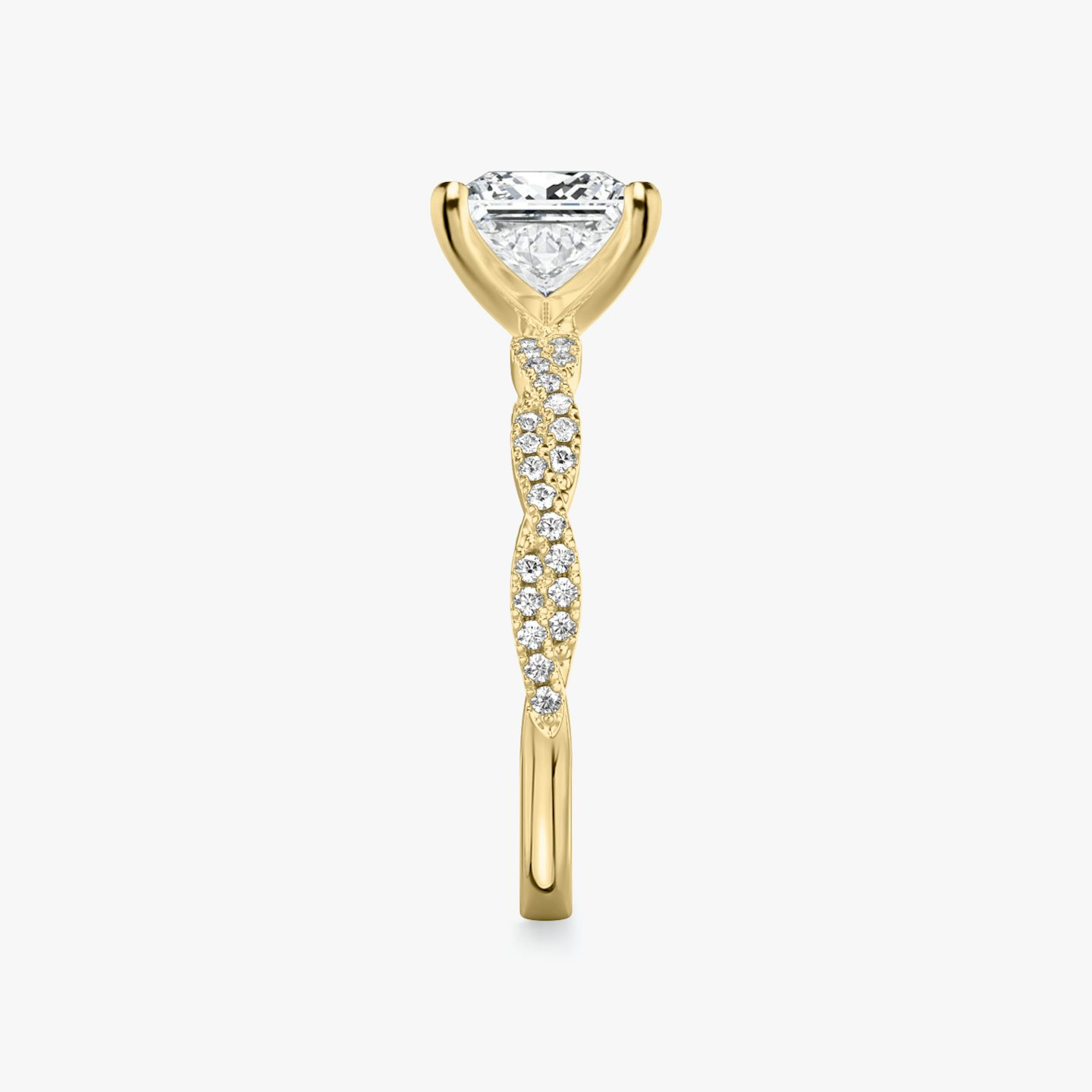 The Twisted Classic | Princess | 18k | Yellow Gold | bandAccent: Double pavé | diamondOrientation: vertical | caratWeight: other