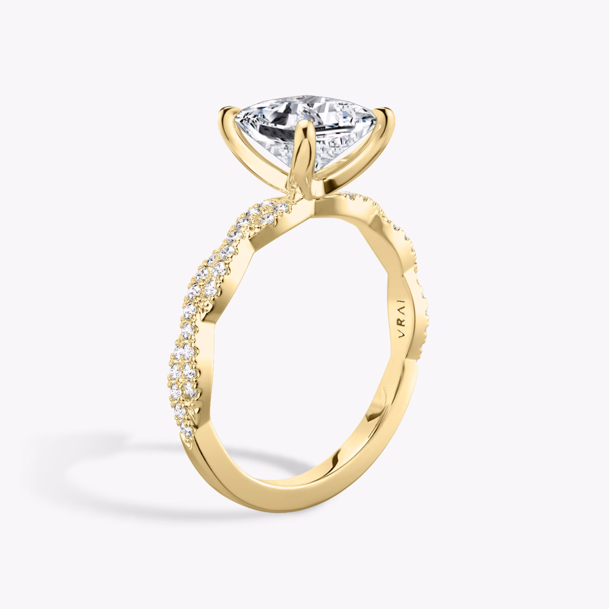 The Twisted Classic | Princess | 18k | Yellow Gold | bandAccent: Double pavé | diamondOrientation: vertical | caratWeight: other