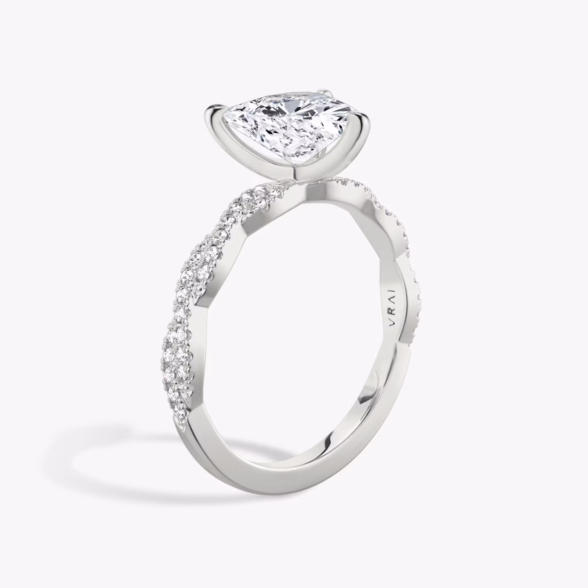 The Twisted Classic | Trillion | Platinum | bandAccent: Double pavé | diamondOrientation: vertical | caratWeight: other