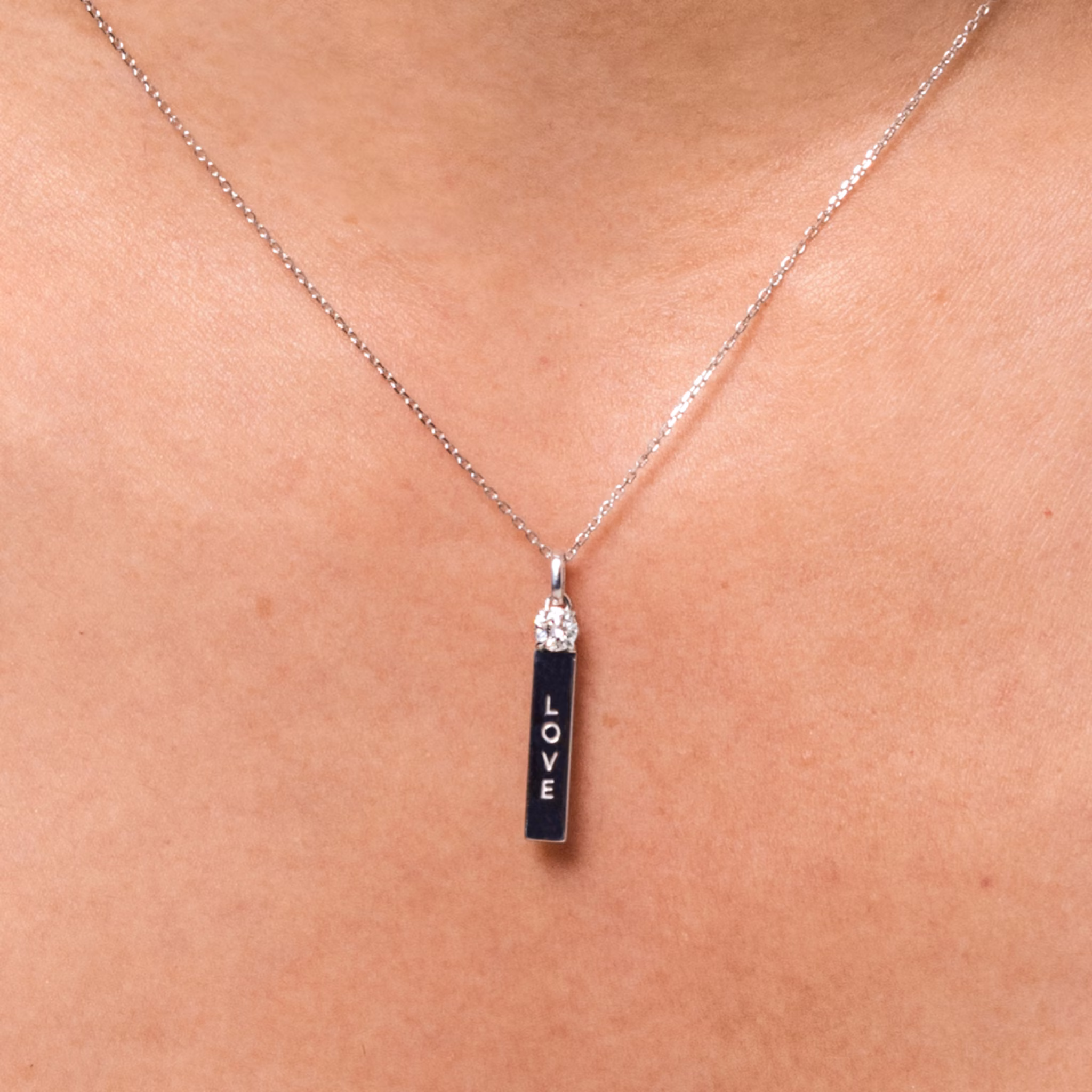 Solitaire Bar Pendant | Round Brilliant | Sterling Silver | chainLength: 16-18