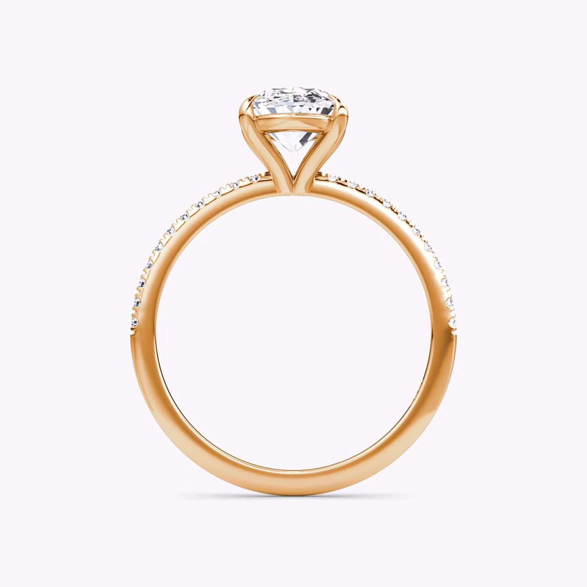 Petite 4-Prong | Oval | 14k | Roségold | bandAccent: Mit Pavé-Besatz | diamondOrientation: vertical | caratWeight: other