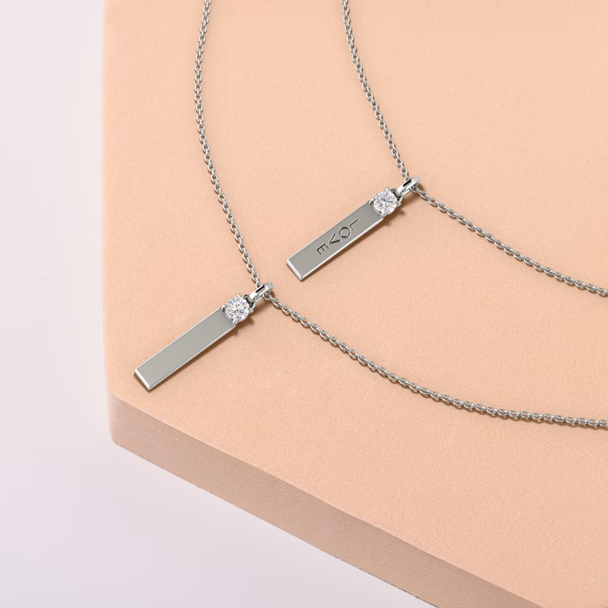 Solitaire Bar Pendant | Round Brilliant | Sterling Silver | chainLength: 16-18