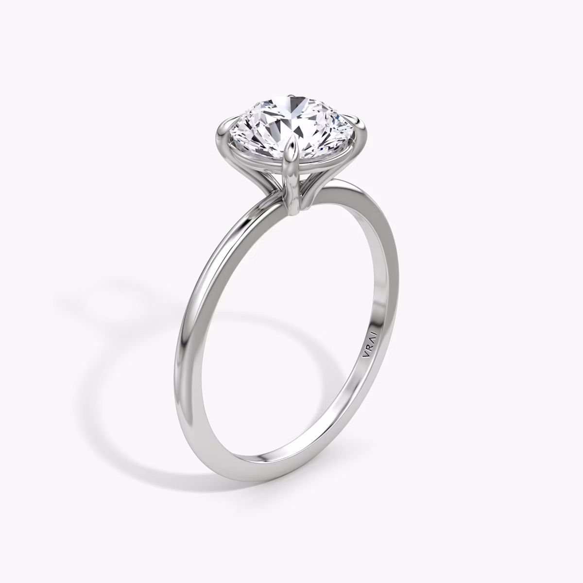 Petite 4-Prong | Rund | Platin | bandAccent: Ohne Pavé-Besatz | caratWeight: 1.0ct | diamondOrientation: vertical
