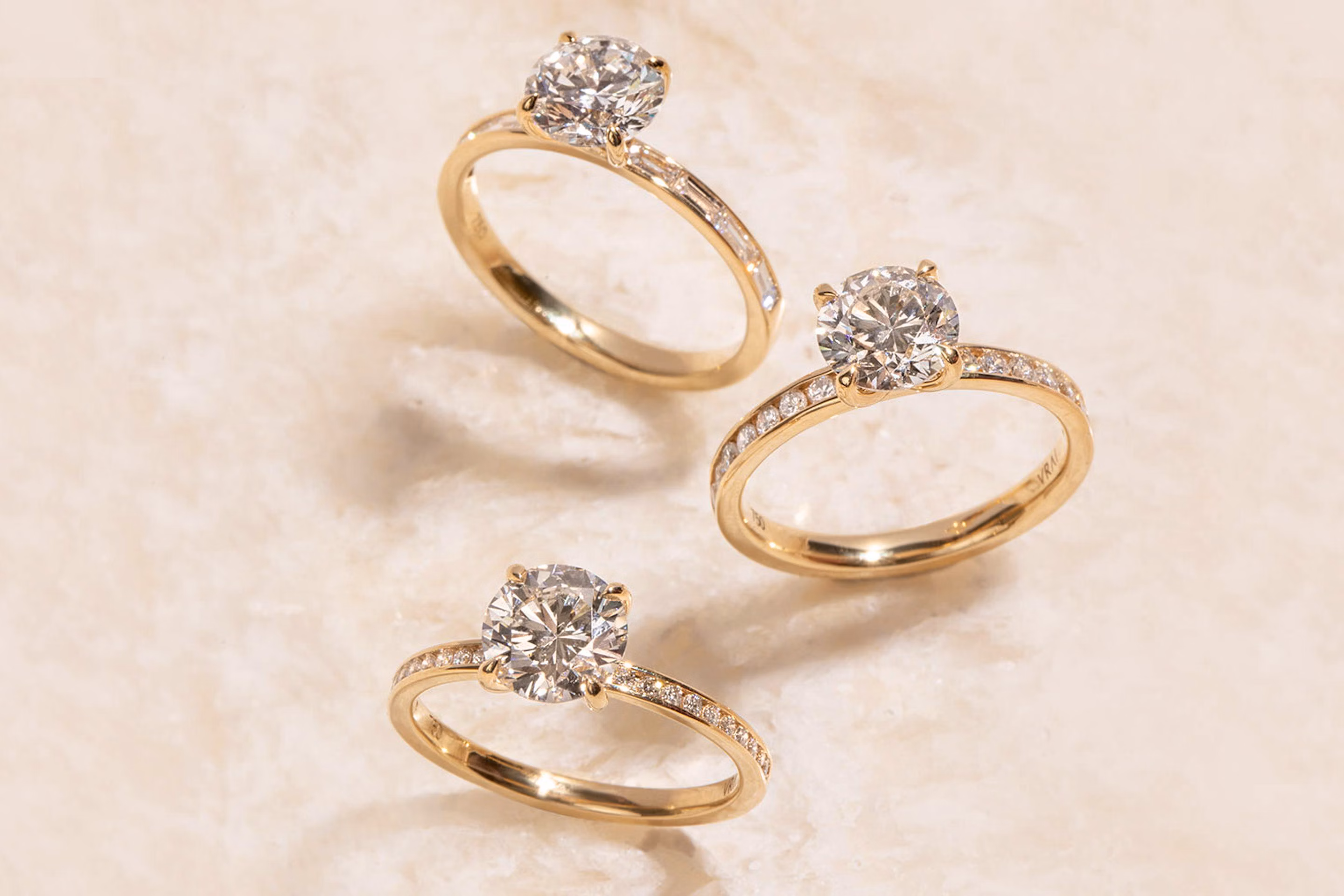 Round Brilliant engagement rings