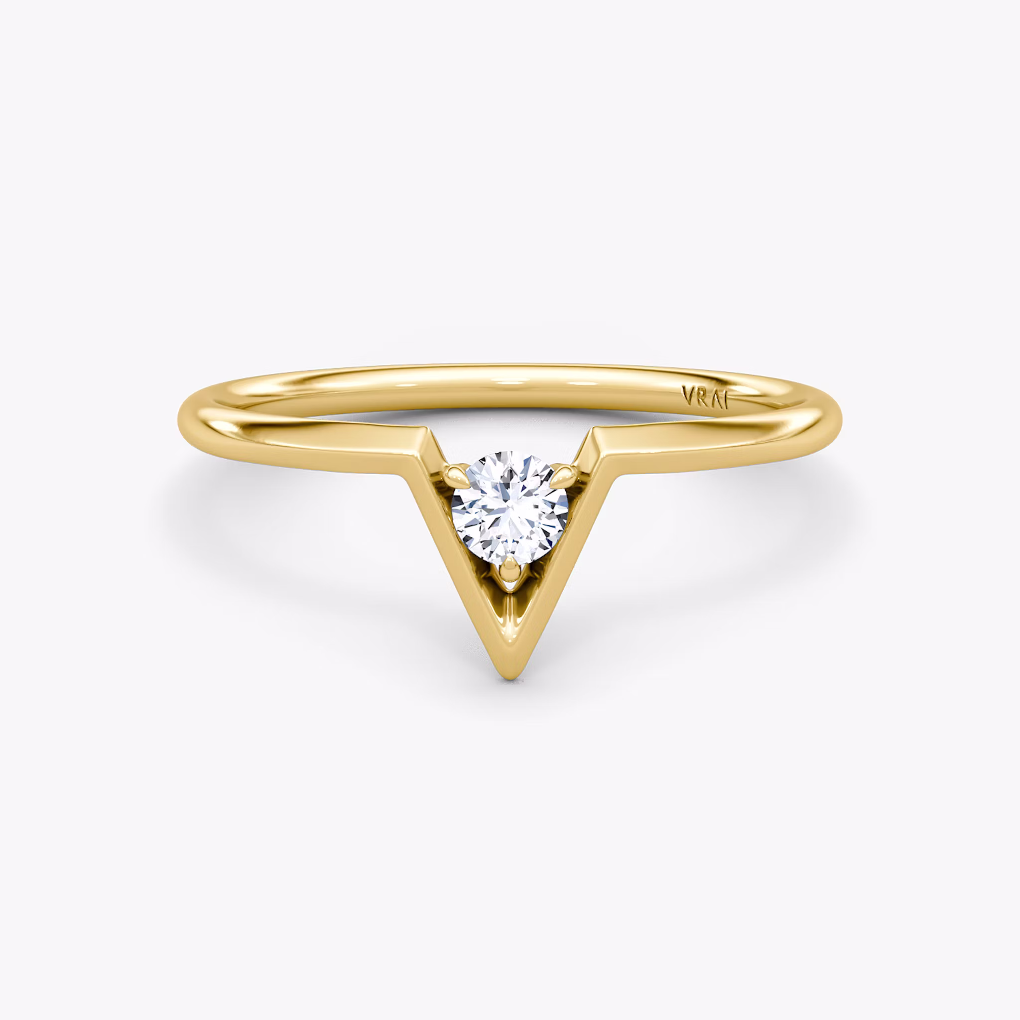 VRAI V Solitaire Ring Round Brilliant | Yellow Gold