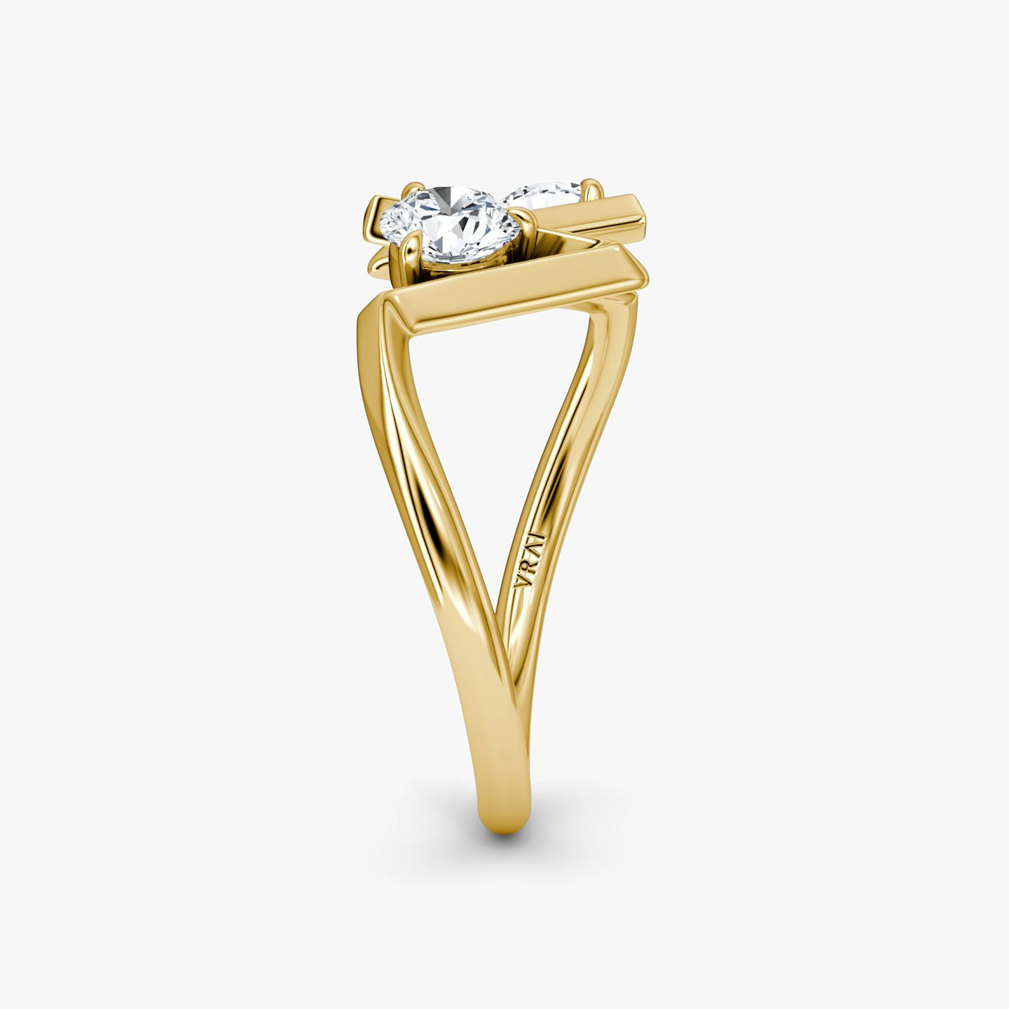 VRAI V Anillo de Puño | Brillante | 14k | Oro amarillo
