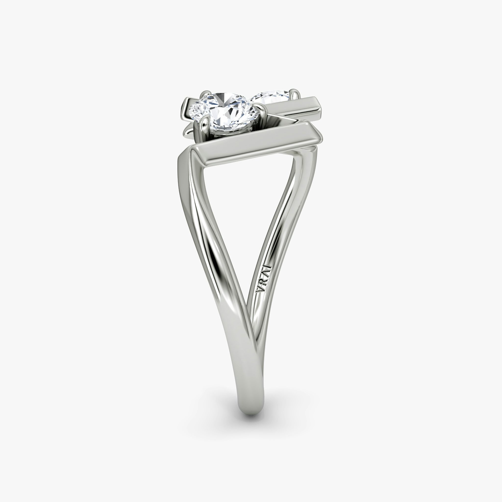 VRAI V Cuff Ring | Round Brilliant | 14k | White Gold
