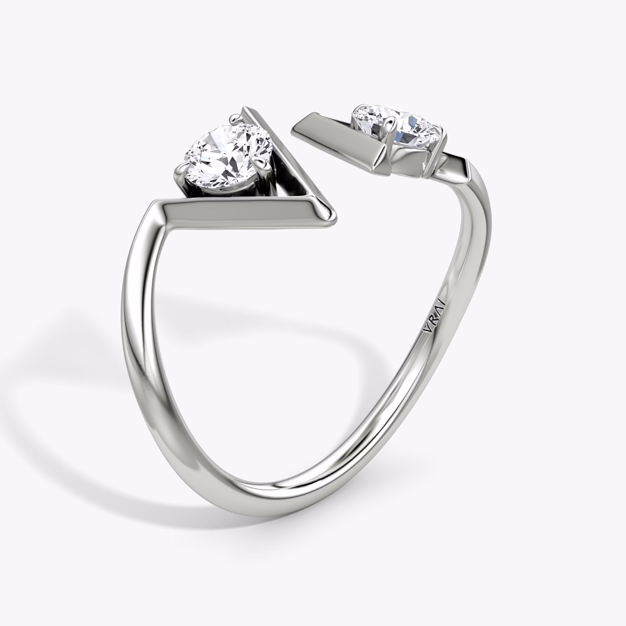 VRAI V Cuff Ring | Round Brilliant | 14k | White Gold