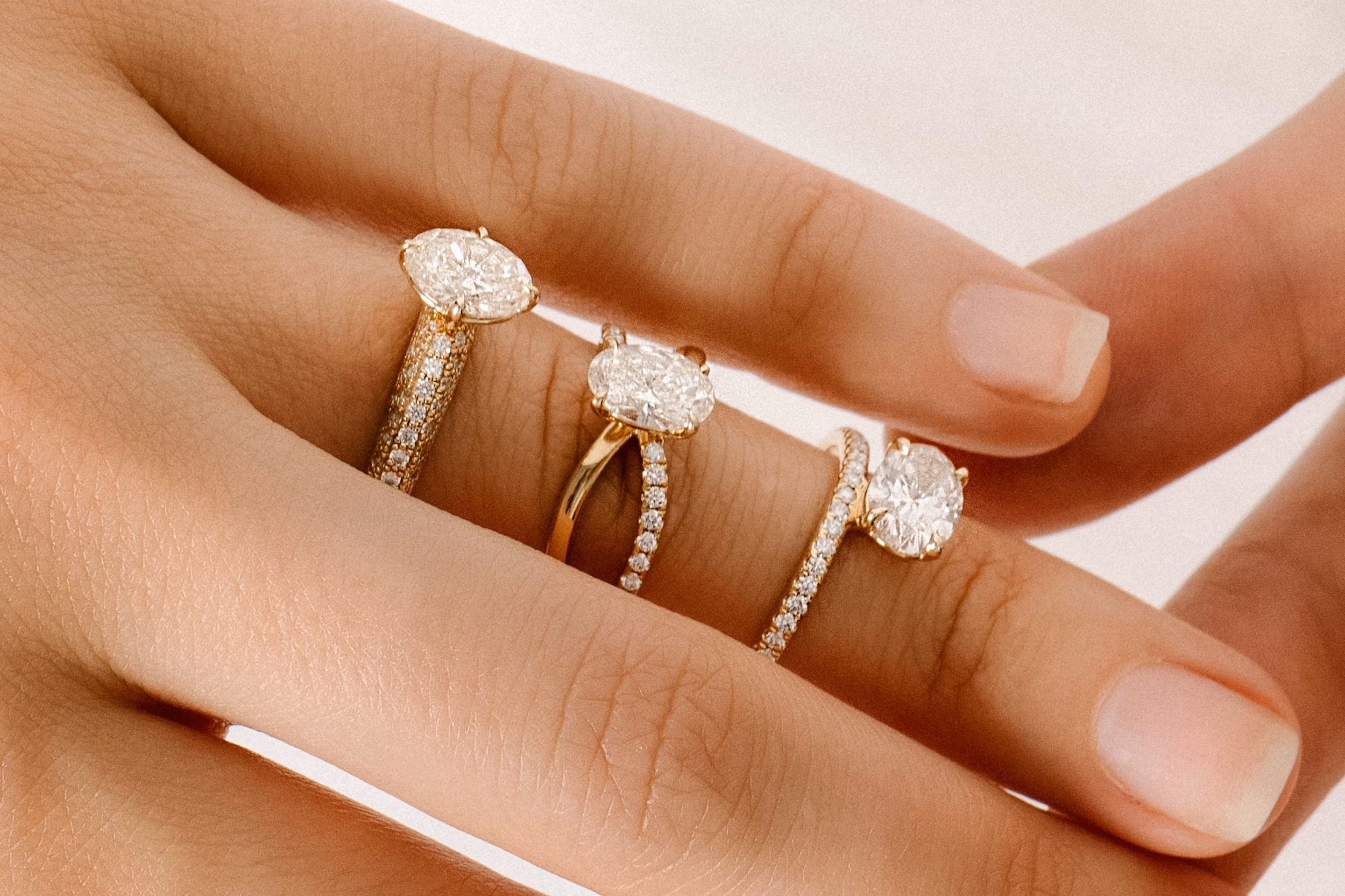 Vintage vs Modern Oval Engagement Rings: A Shopping and Styling Guide