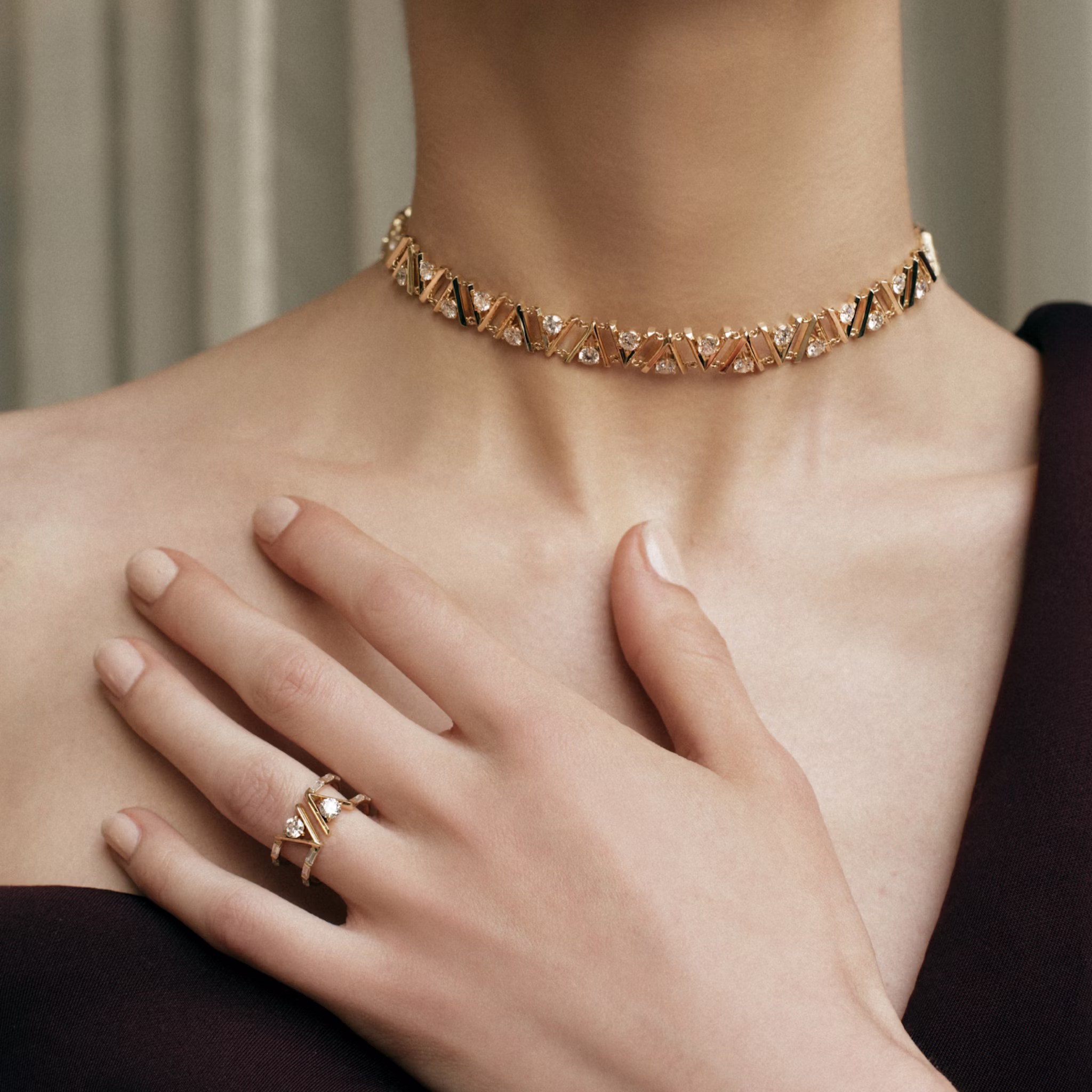 VRAI V Double Row Ring | Rund | 14k | Weißgold | bandAccent: Mit Pavé-Besatz | bandStoneShape: Baguette | diamondSize: original