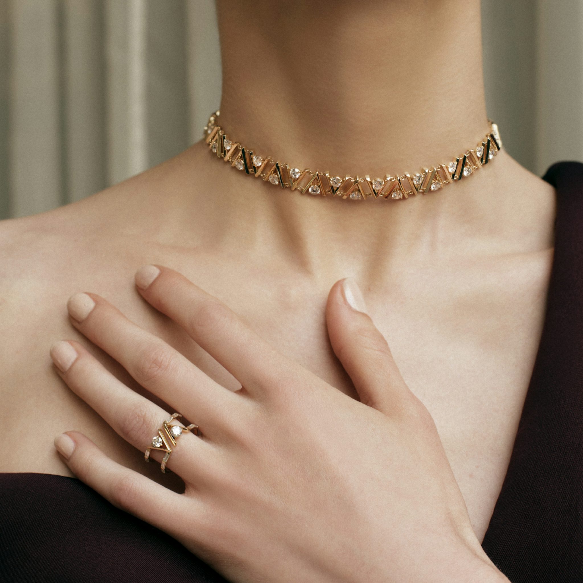 VRAI V Double Row Ring | Rund | 14k | Weißgold | bandAccent: Mit Pavé-Besatz | bandStoneShape: Baguette | diamondSize: original