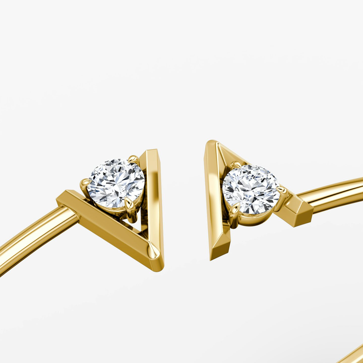 VRAI V Flex Bangle | Round Brilliant | 14k | Yellow Gold | size: Medium