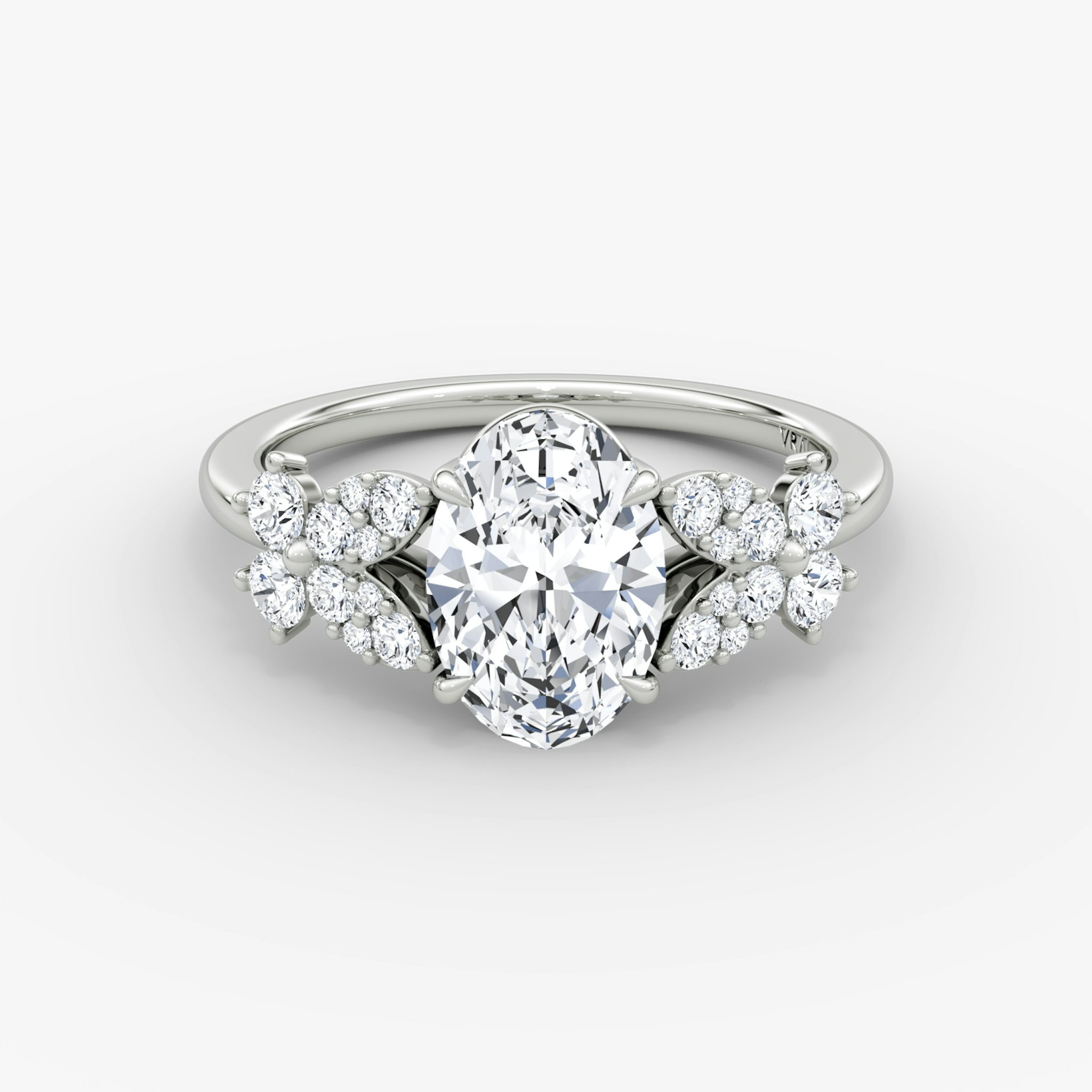 The Signature Floral | Oval | 18k | White Gold | bandAccent: Plain | diamondOrientation: vertical | caratWeight: other