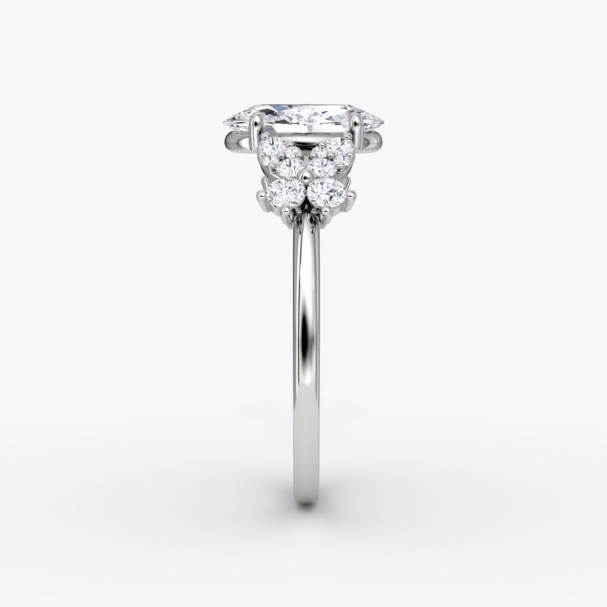 The Signature Floral | Oval | 18k | White Gold | bandAccent: Plain | diamondOrientation: vertical | caratWeight: other